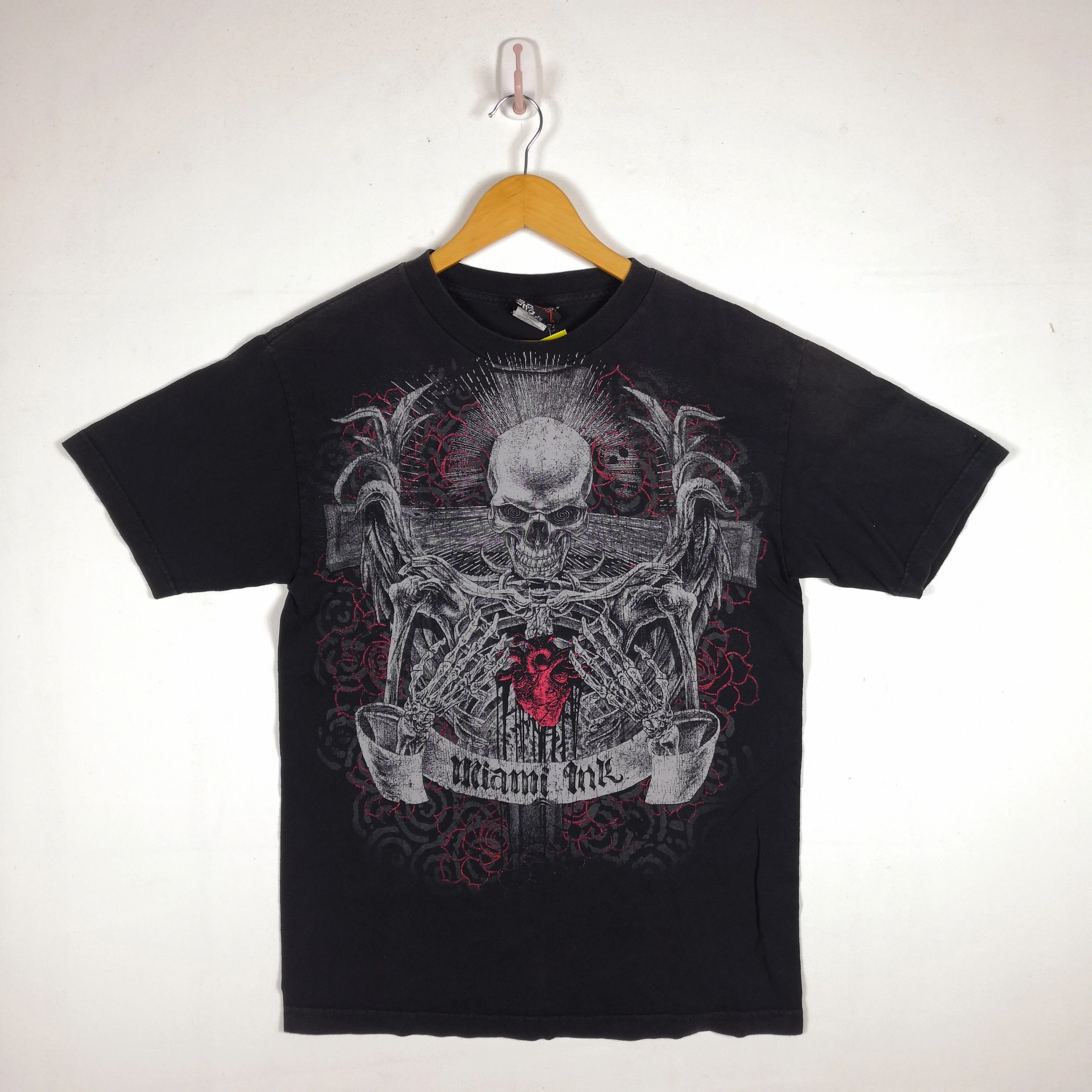 Vintage Miami Ink T-Shirt Skulls Tatoo Vintage Skulls Tees BS18285. Size US M / EU 48-50 / 2 - 2 Thumbnail