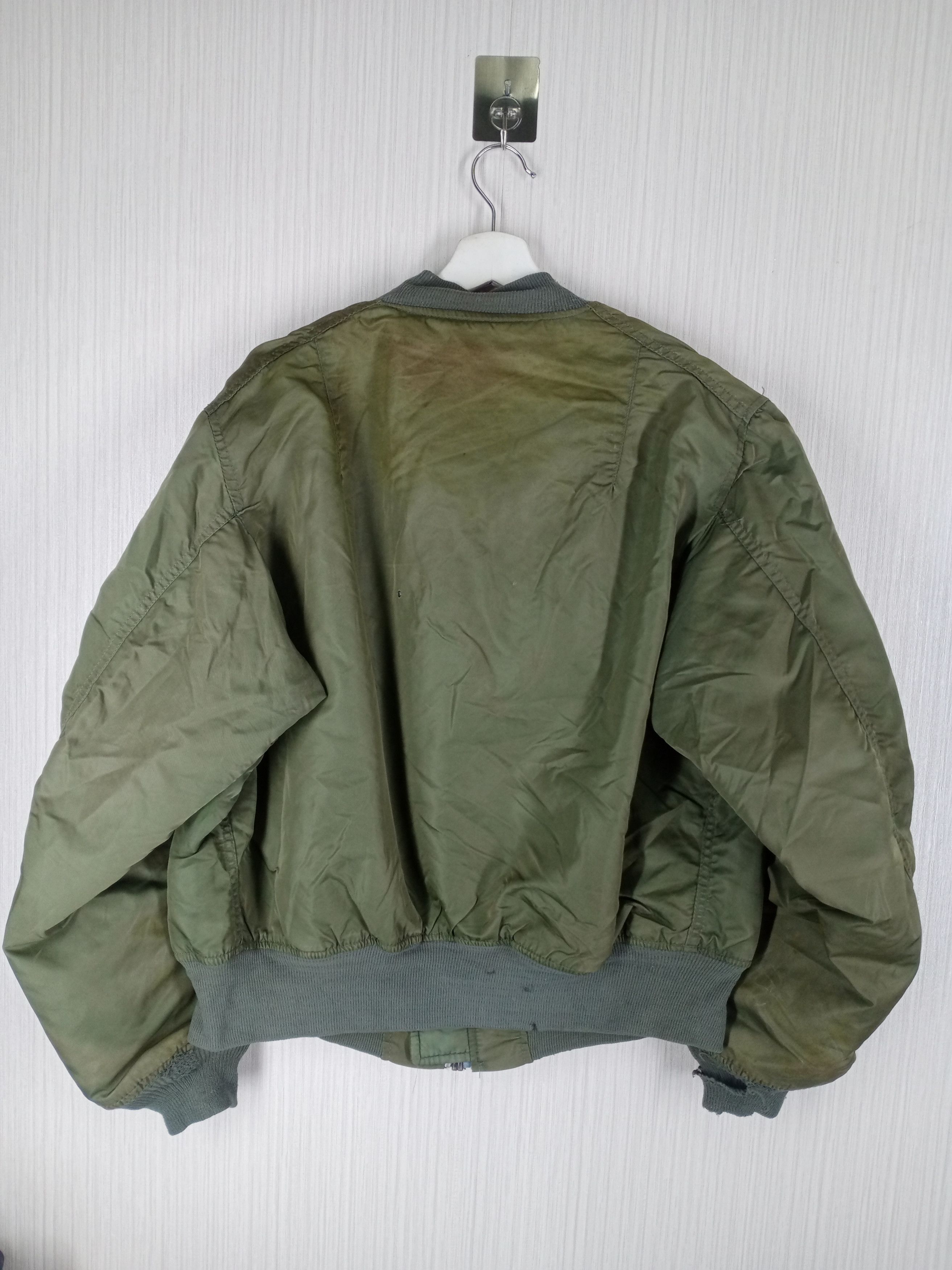 Alpha Industries Vintage 80s Alpha Industries Ma-1 Bomber Jacket Size US XL / EU 56 / 4 - 7 Thumbnail