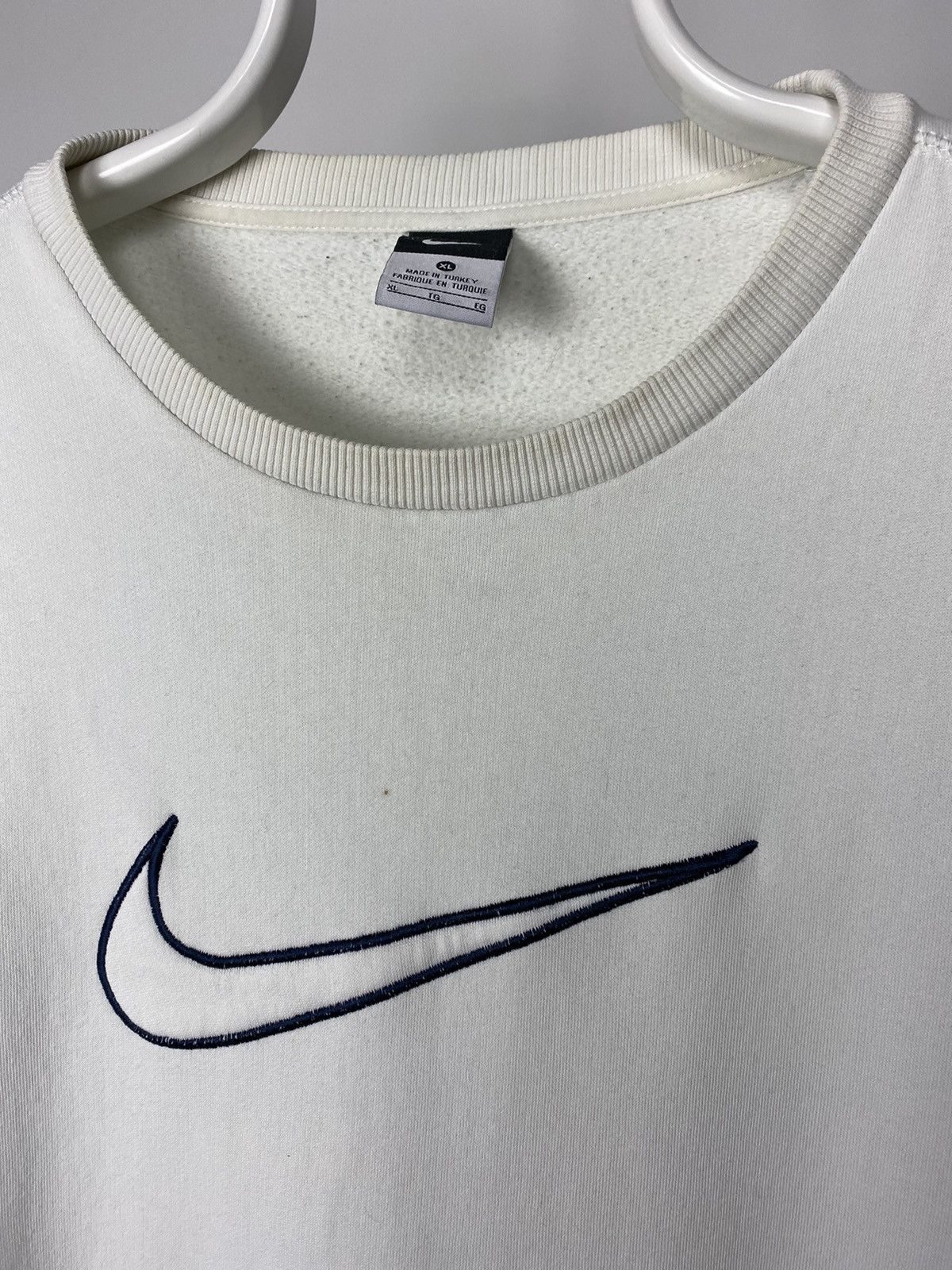 Nike × Vintage Nike big center swoosh sweatshirt white vintage style Size US XL / EU 56 / 4 - 4 Thumbnail