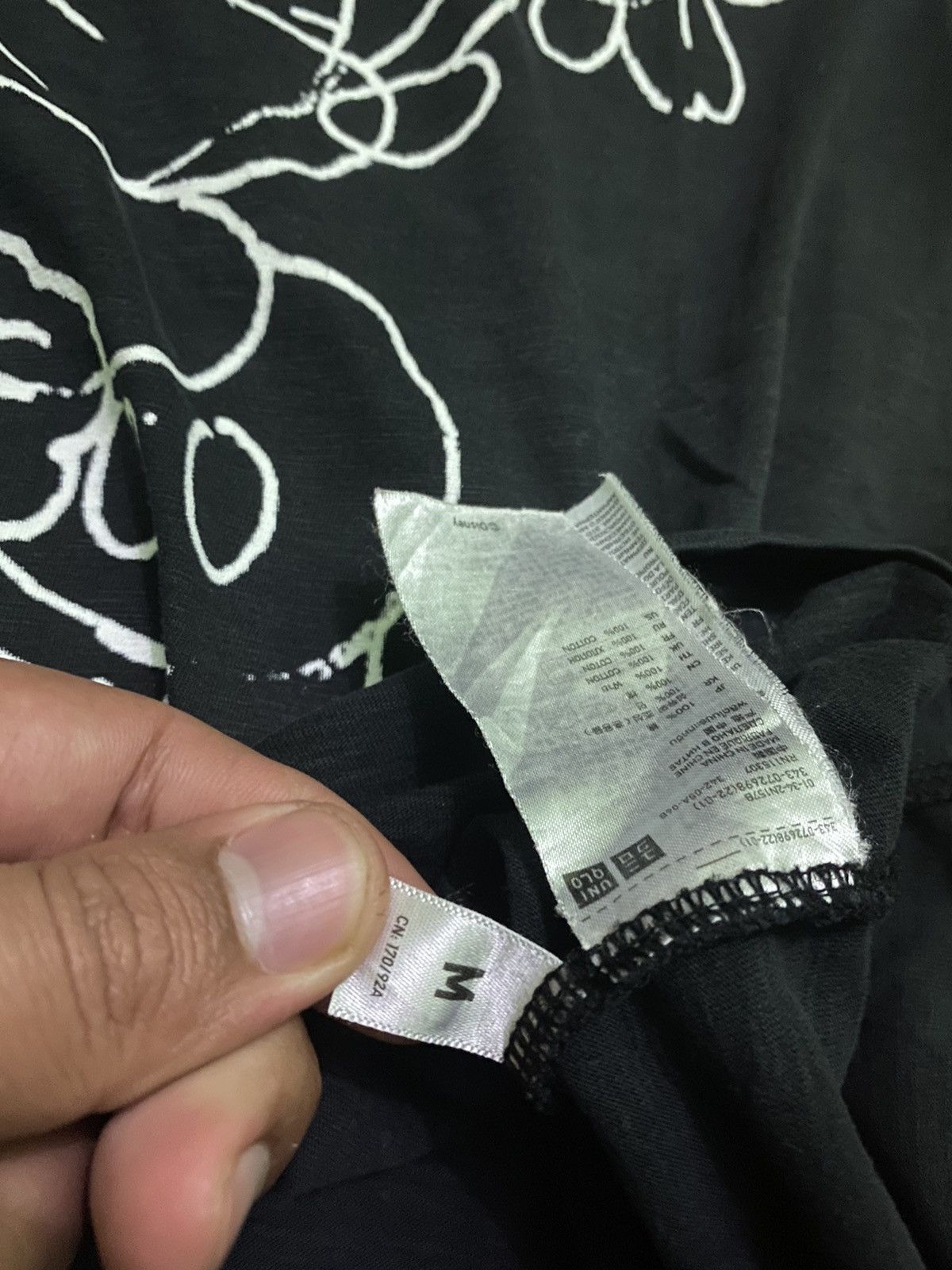 Mickey Mouse Undercover x Uniqlo (Mickey Mouse) Size US M / EU 48-50 / 2 - 9 Thumbnail