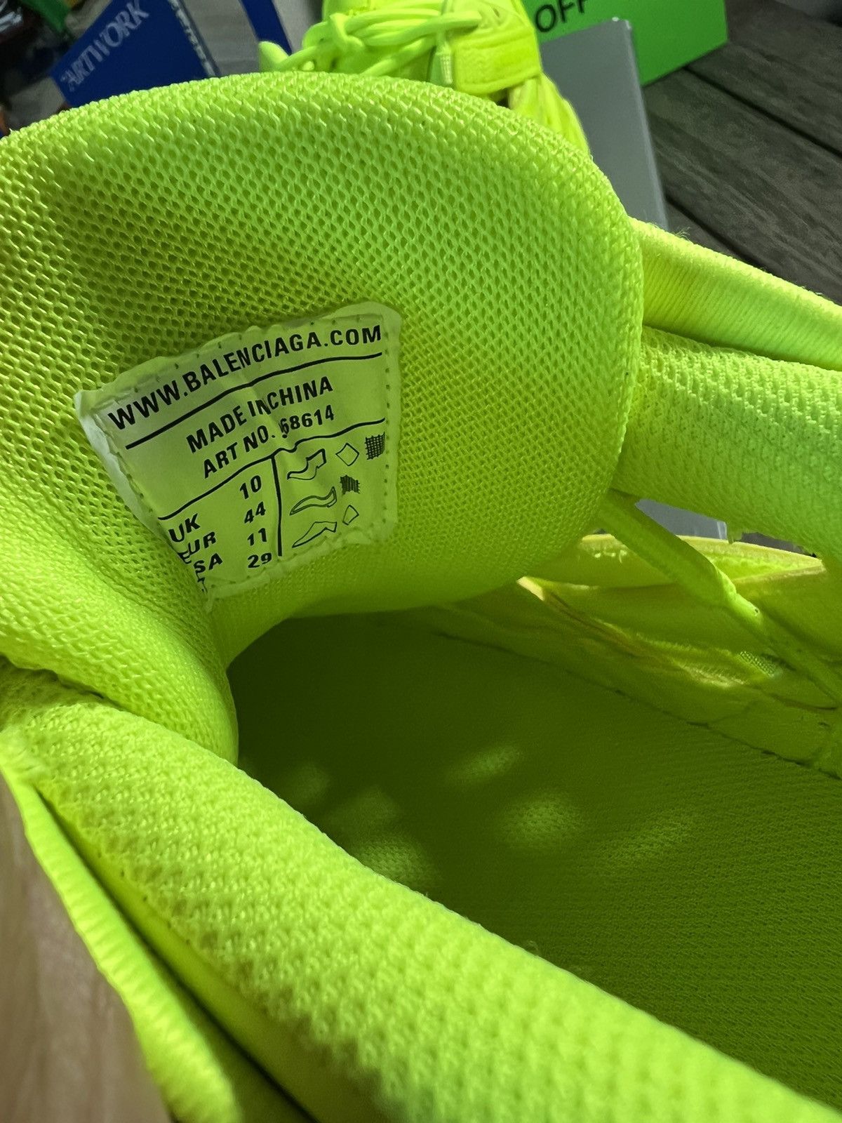 Balenciaga Balenciaga Track 2 Fluro Sneakers Size US 11 / EU 44 - 6 Thumbnail