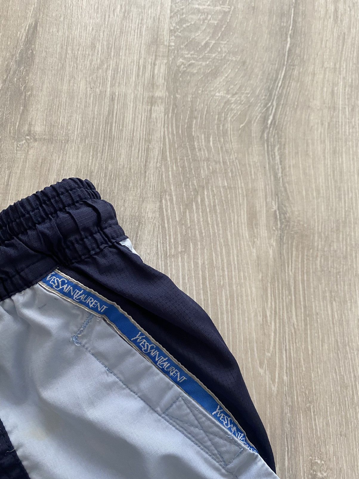 Vintage × Yves Saint Laurent 90s Yves Saint Laurent vintage navy shorts YSL Size US 32 / EU 48 - 4 Thumbnail