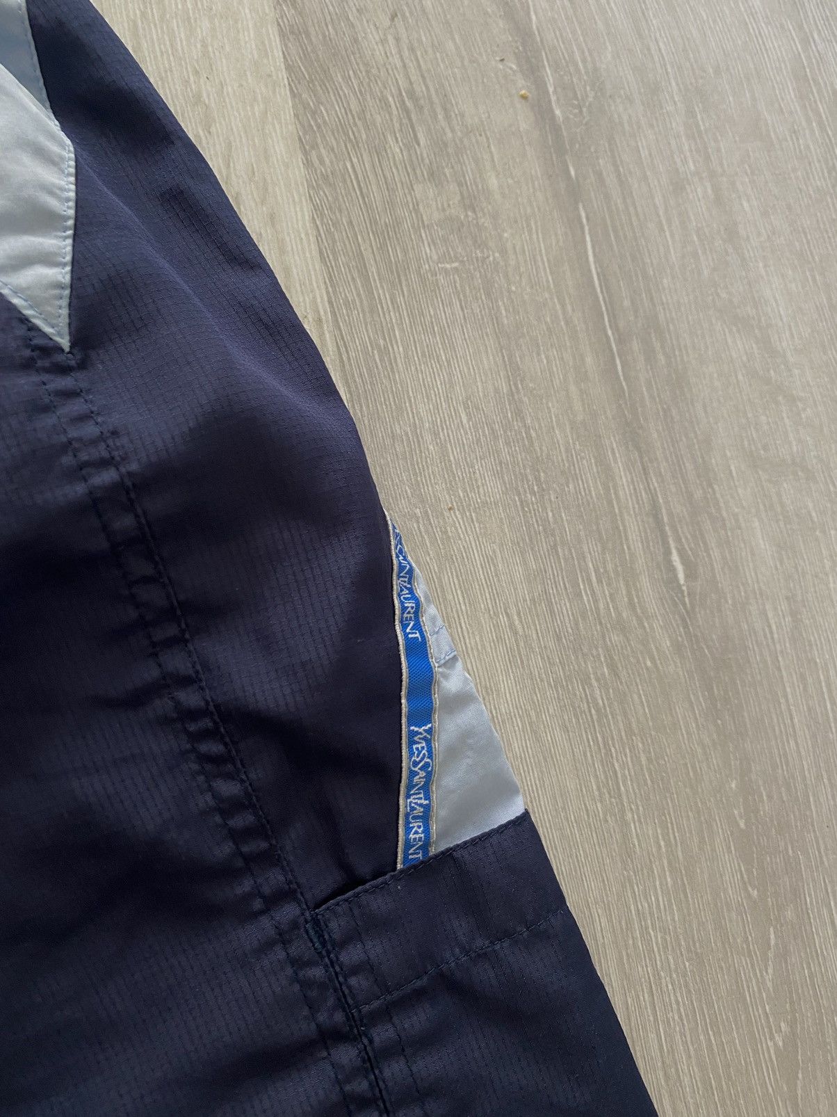 Vintage × Yves Saint Laurent 90s Yves Saint Laurent vintage navy shorts YSL Size US 32 / EU 48 - 9 Thumbnail