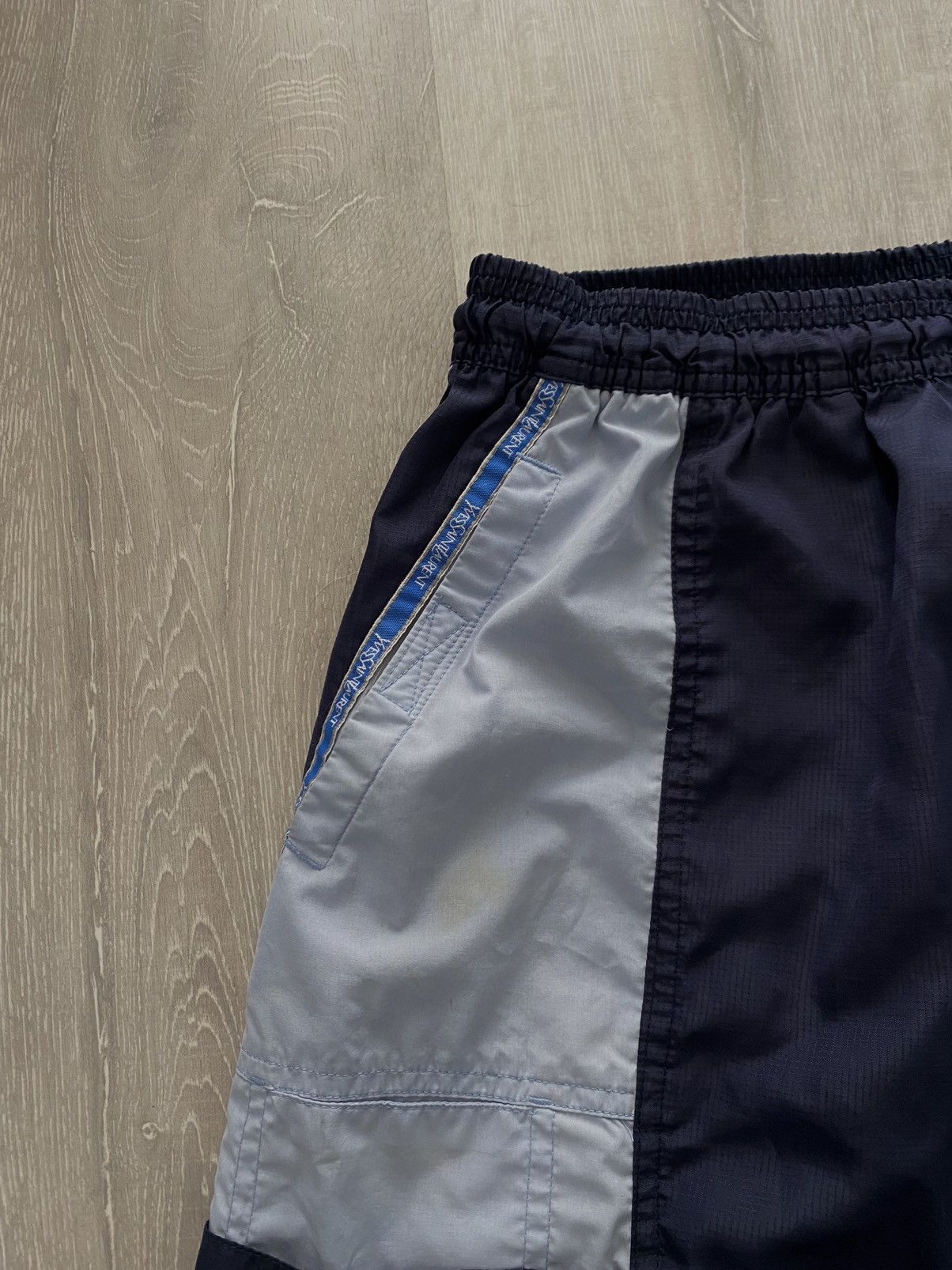 Vintage × Yves Saint Laurent 90s Yves Saint Laurent vintage navy shorts YSL Size US 32 / EU 48 - 3 Thumbnail