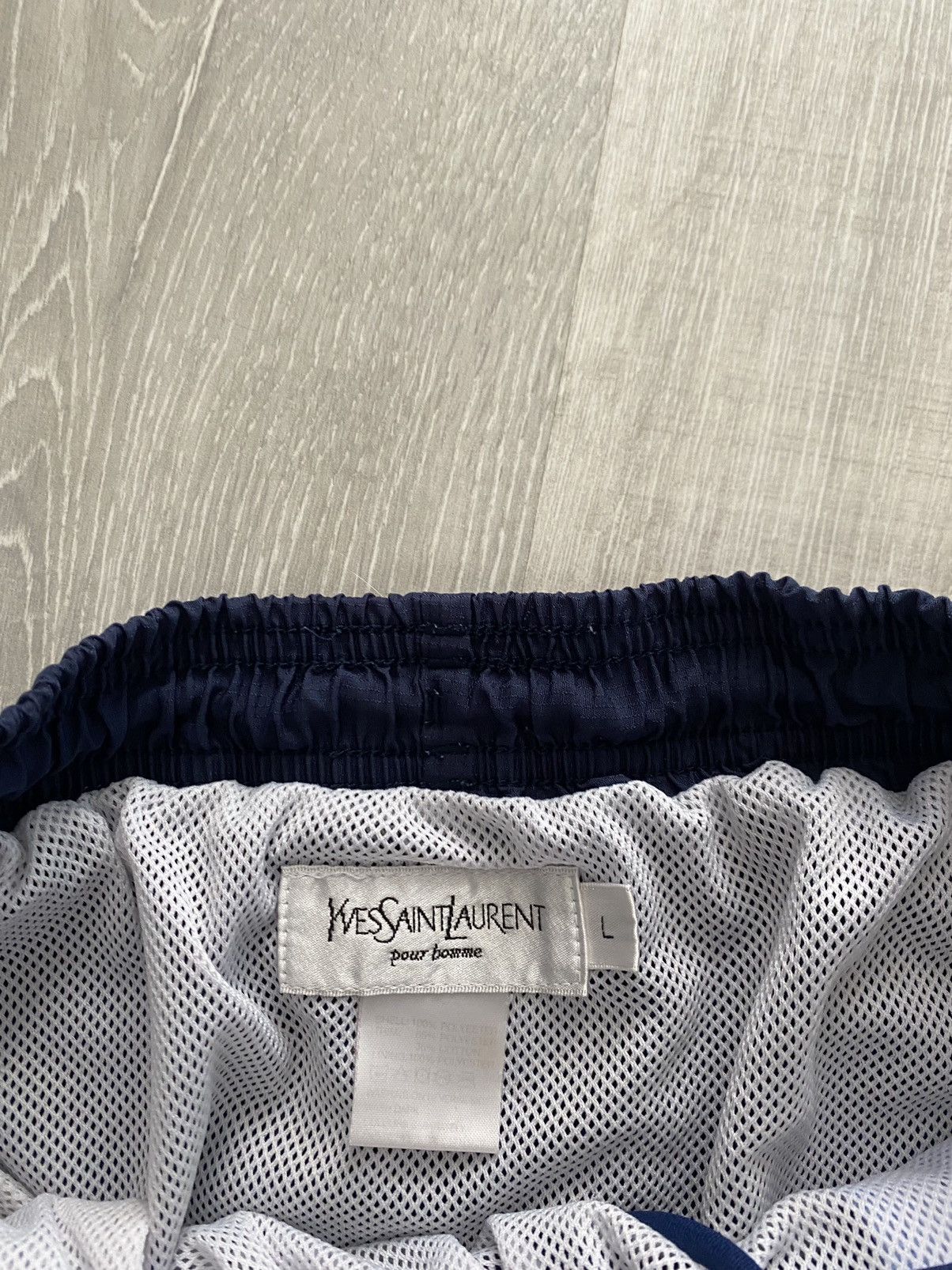 Vintage × Yves Saint Laurent 90s Yves Saint Laurent vintage navy shorts YSL Size US 32 / EU 48 - 5 Thumbnail