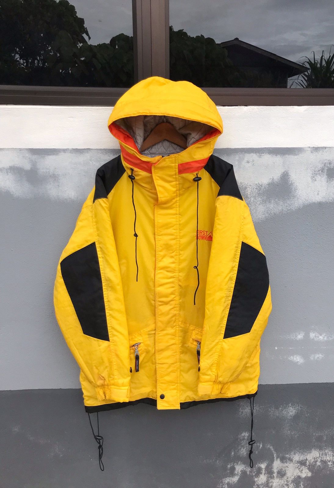 Japanese Brand First down outdoor jacket Size US S / EU 44-46 / 1 - 3 Thumbnail