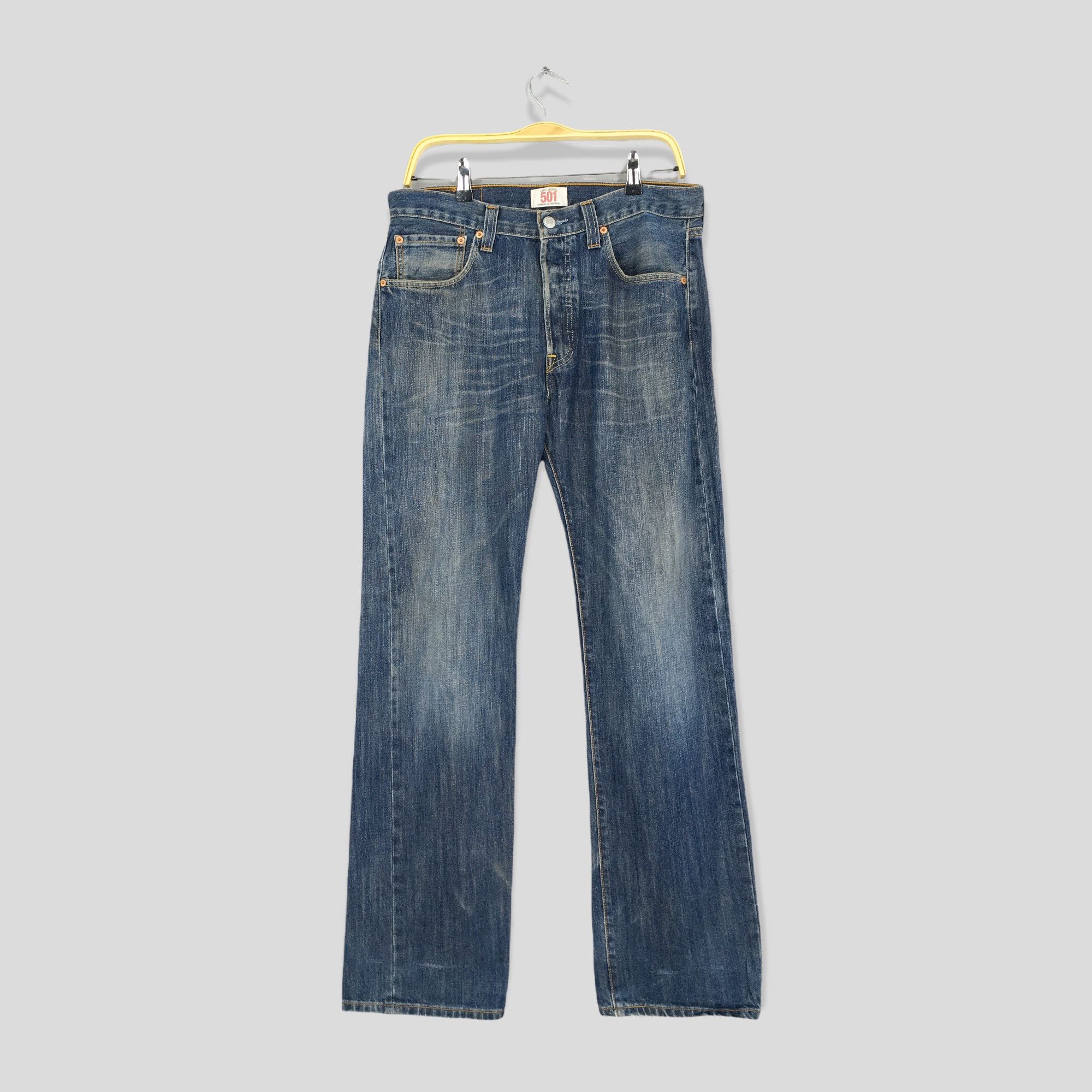 image of Size 31X31.5 Vintage Levis 501 Faded Stonewash Jeans in Blue, Men's