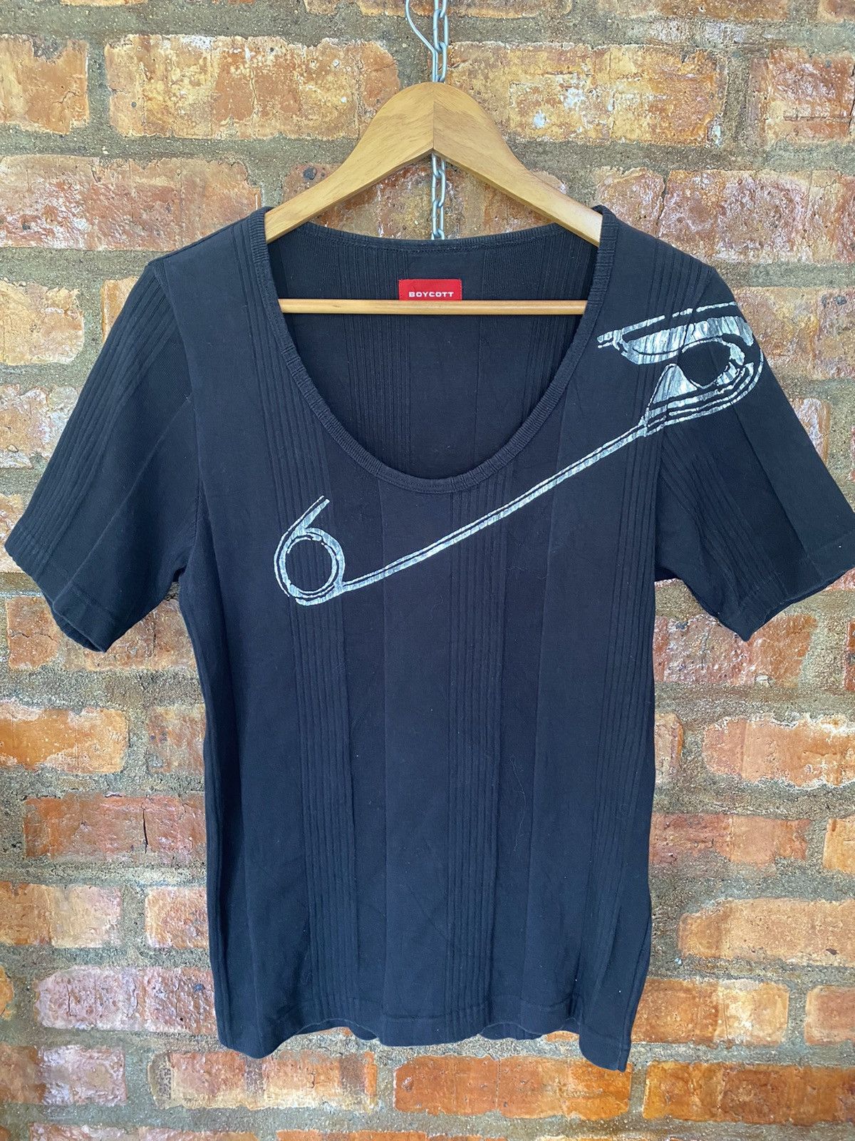 Boycott Boycott Japan Large safety Pin Anarchy Size US M / EU 48-50 / 2 - 2 Thumbnail