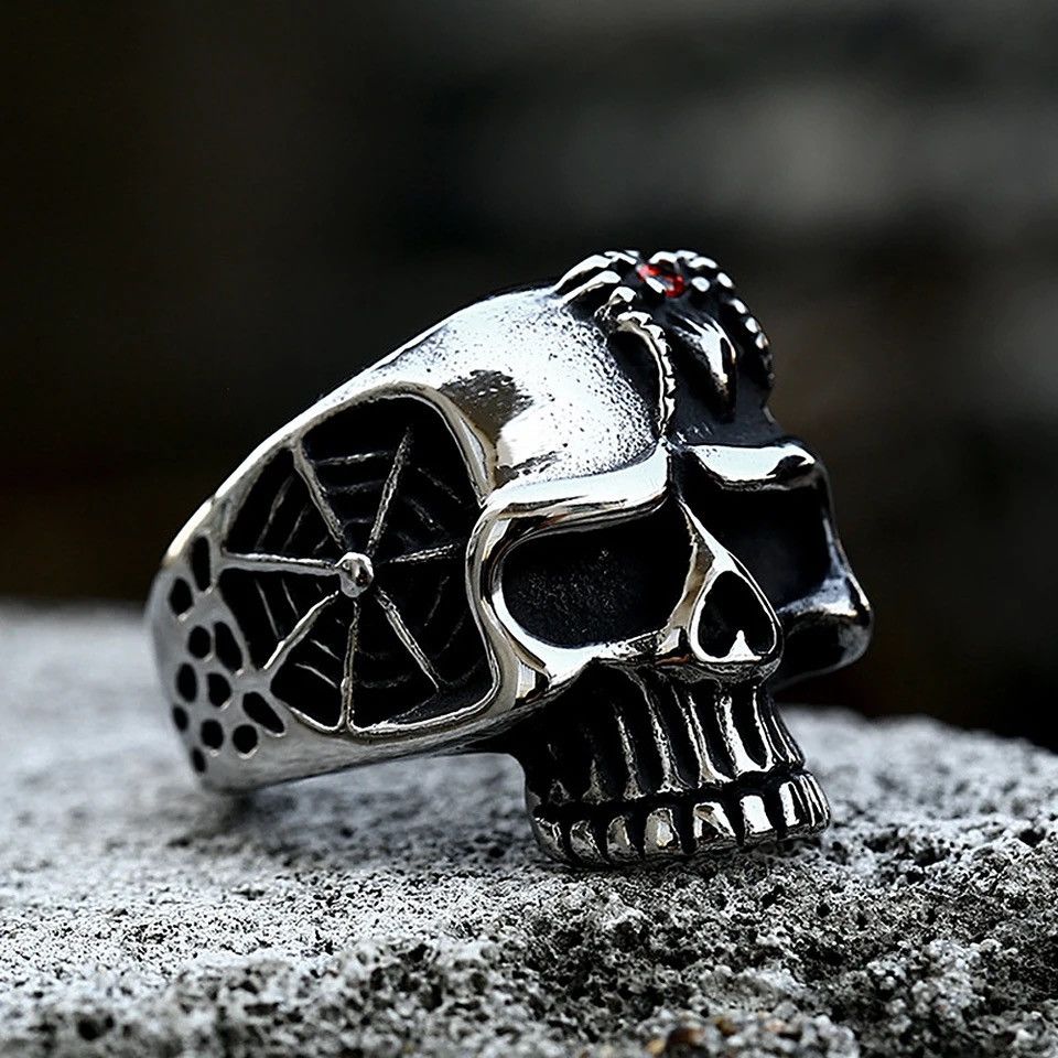 Jewelry Vintage Carved Skull Ring Size ONE SIZE - 2 Thumbnail