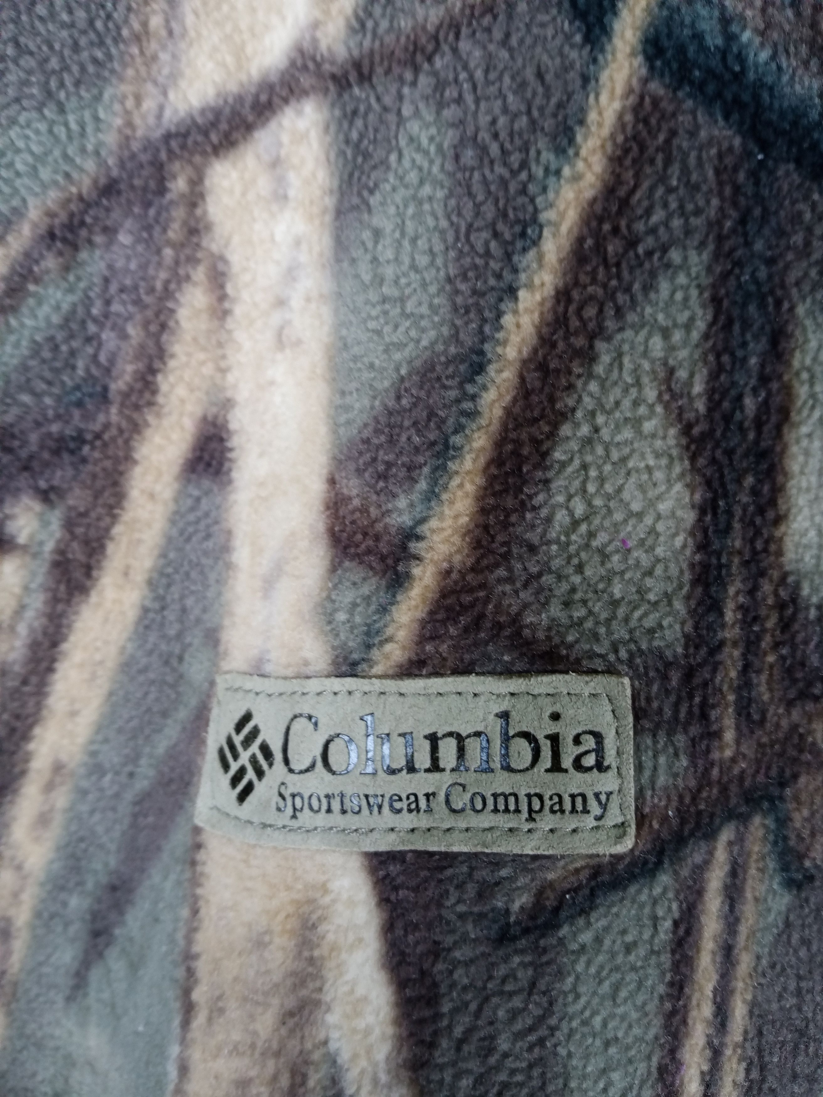 Columbia Vintage Columbia Sportwear Company Camo Fleece Jacket Size US L / EU 52-54 / 3 - 6 Thumbnail