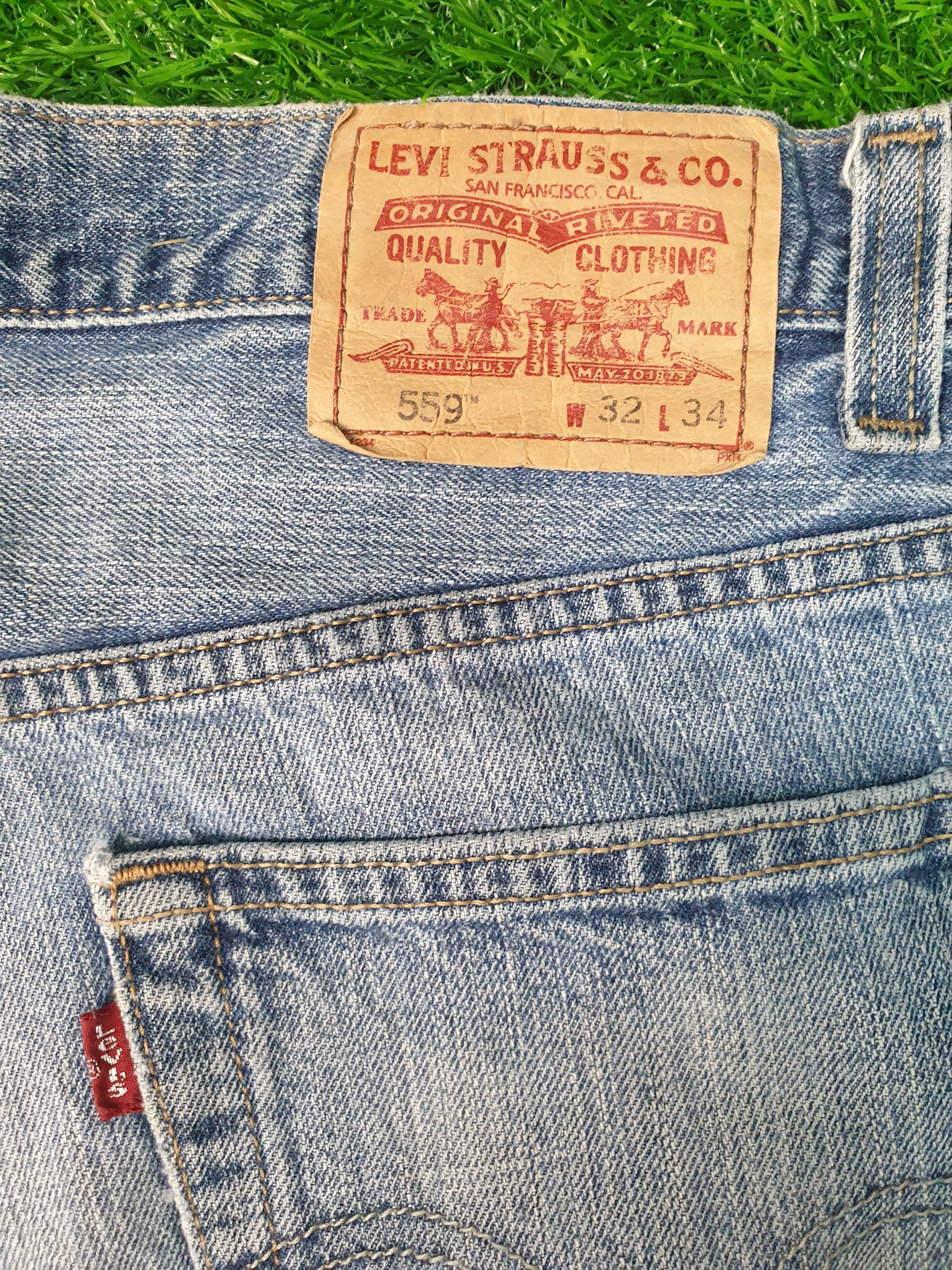 Levi's Vintage Clothing Vintage LEVIS 559 Distressed Faded Size 32X31Jeans L0100 Size US 32 / EU 48 - 11 Thumbnail