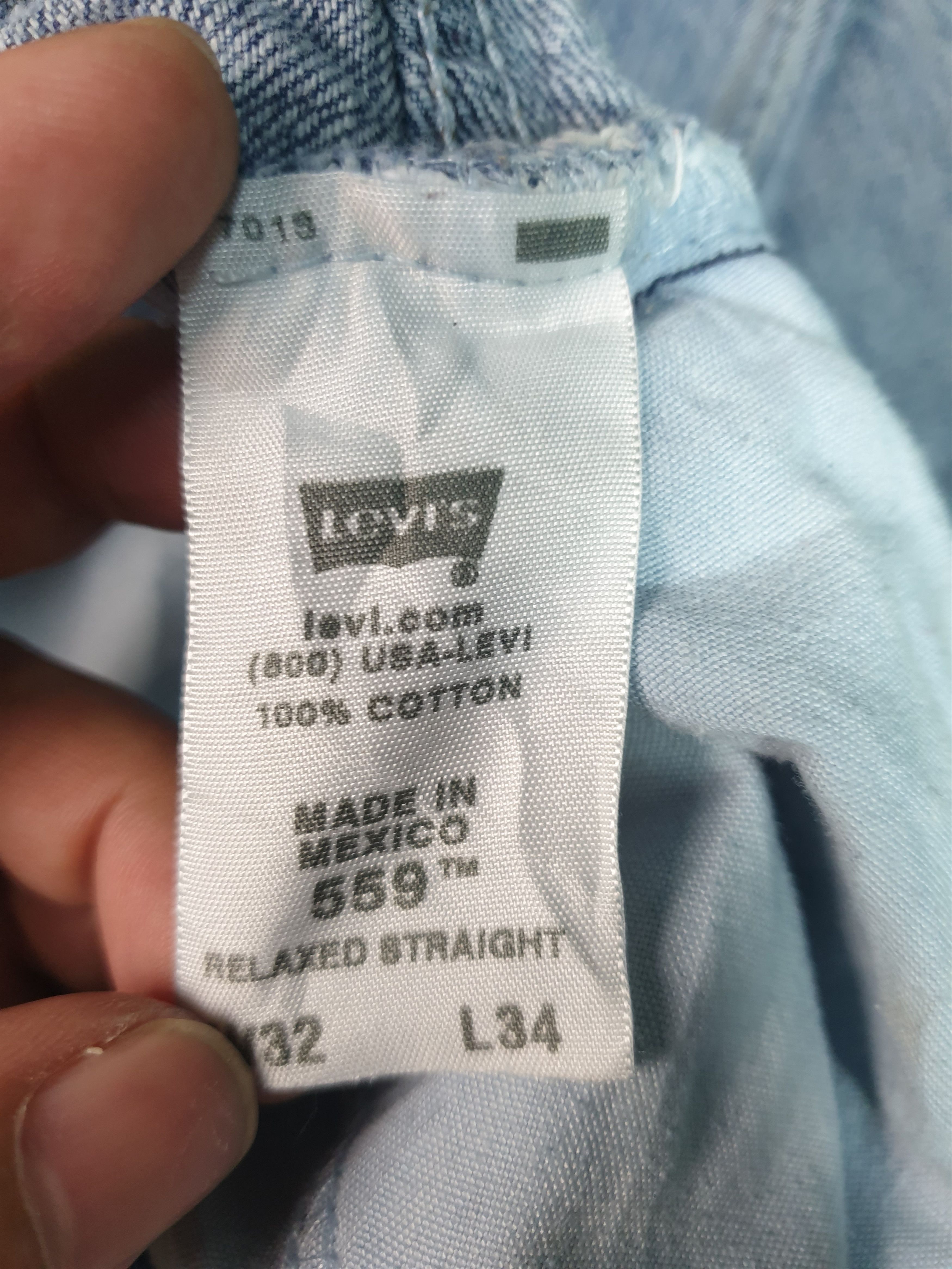 Levi's Vintage Clothing Vintage LEVIS 559 Distressed Faded Size 32X31Jeans L0100 Size US 32 / EU 48 - 13 Thumbnail