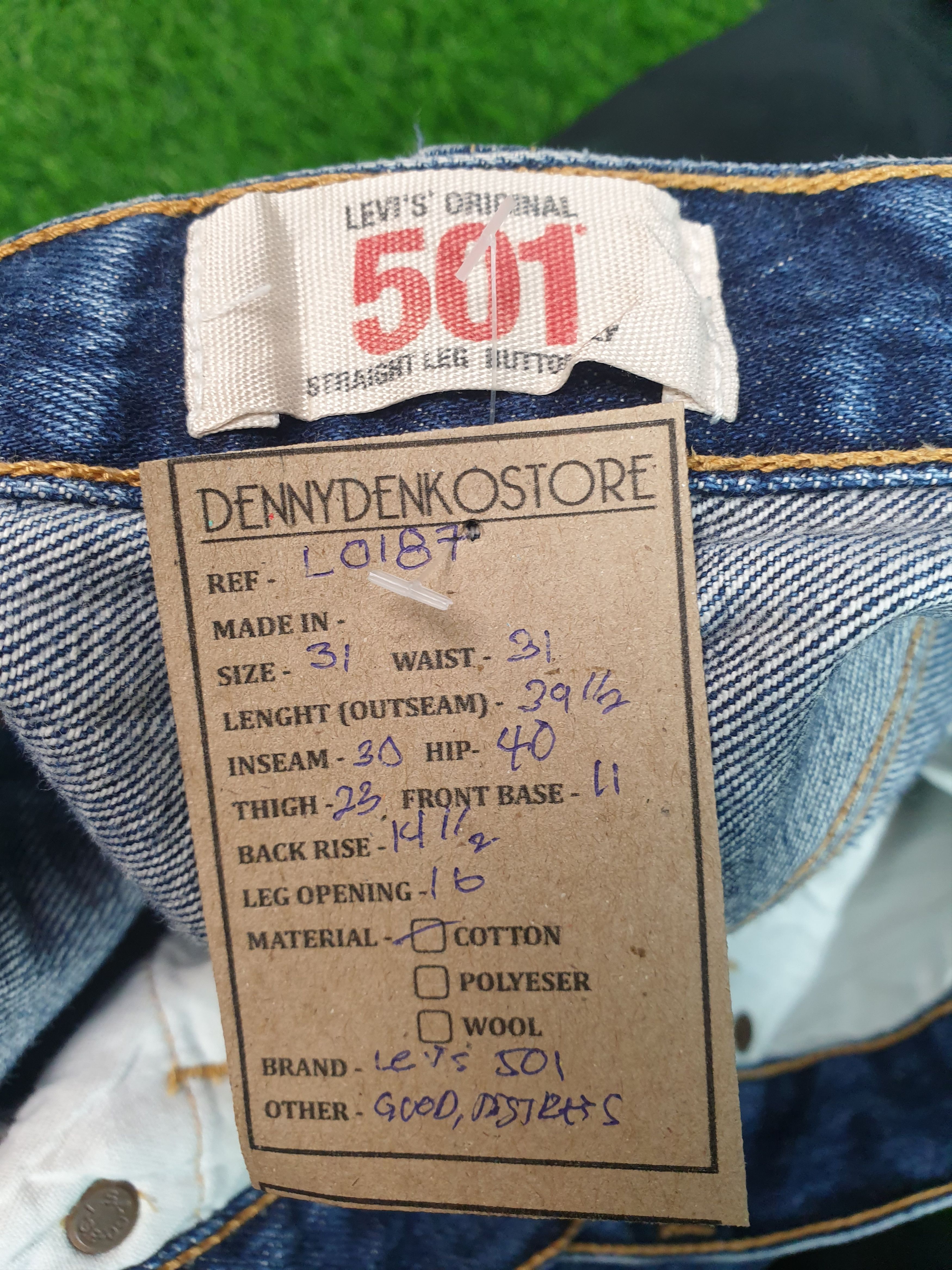 Levi's Vintage LEVIS 501 Stone Wash Distressed 31X30 Jeans L0187 Size US 31 - 12 Thumbnail