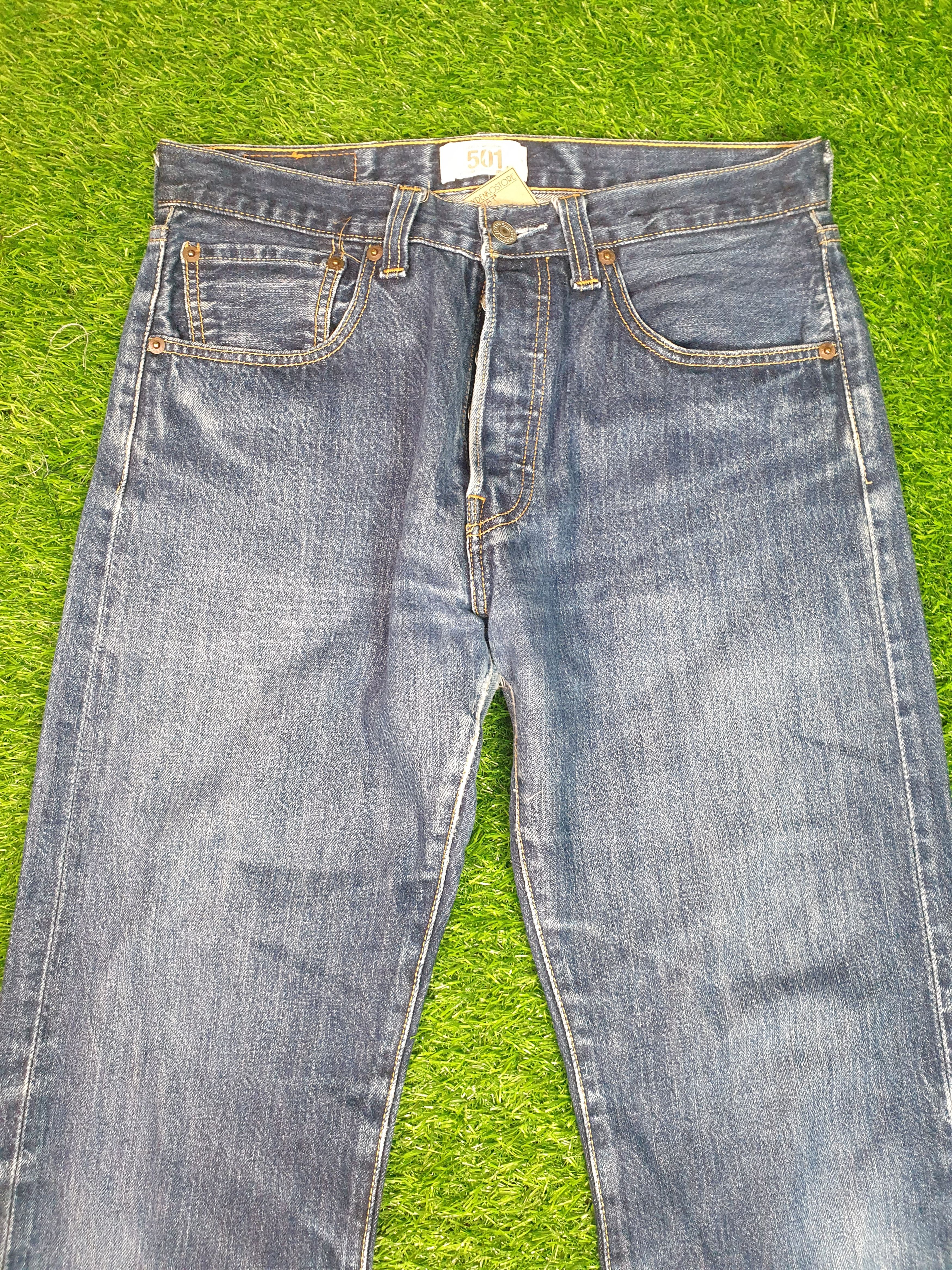 Levi's Vintage LEVIS 501 Stone Wash Distressed 31X30 Jeans L0187 Size US 31 - 5 Thumbnail