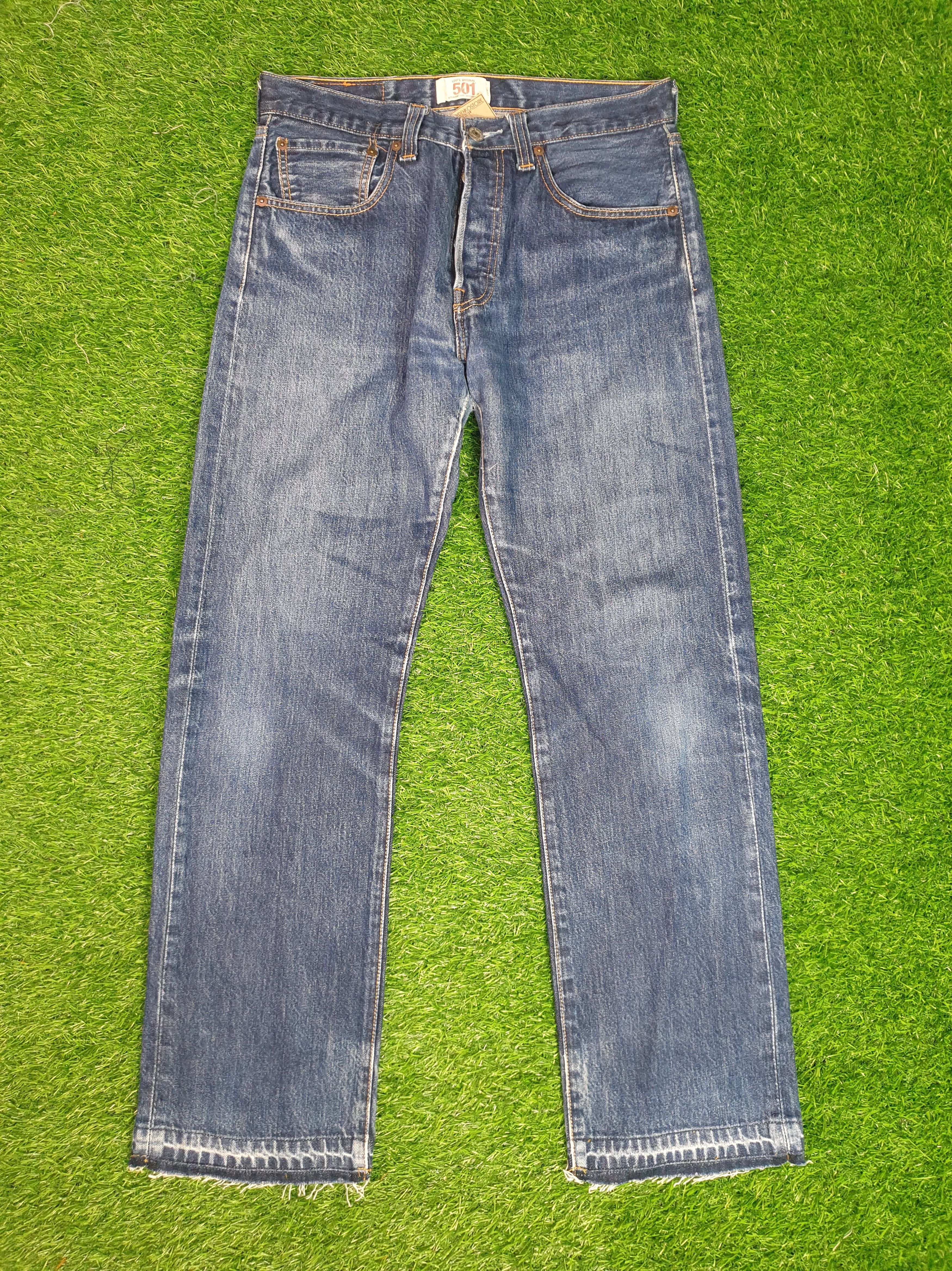 Levi's Vintage LEVIS 501 Stone Wash Distressed 31X30 Jeans L0187 Size US 31 - 1 Thumbnail