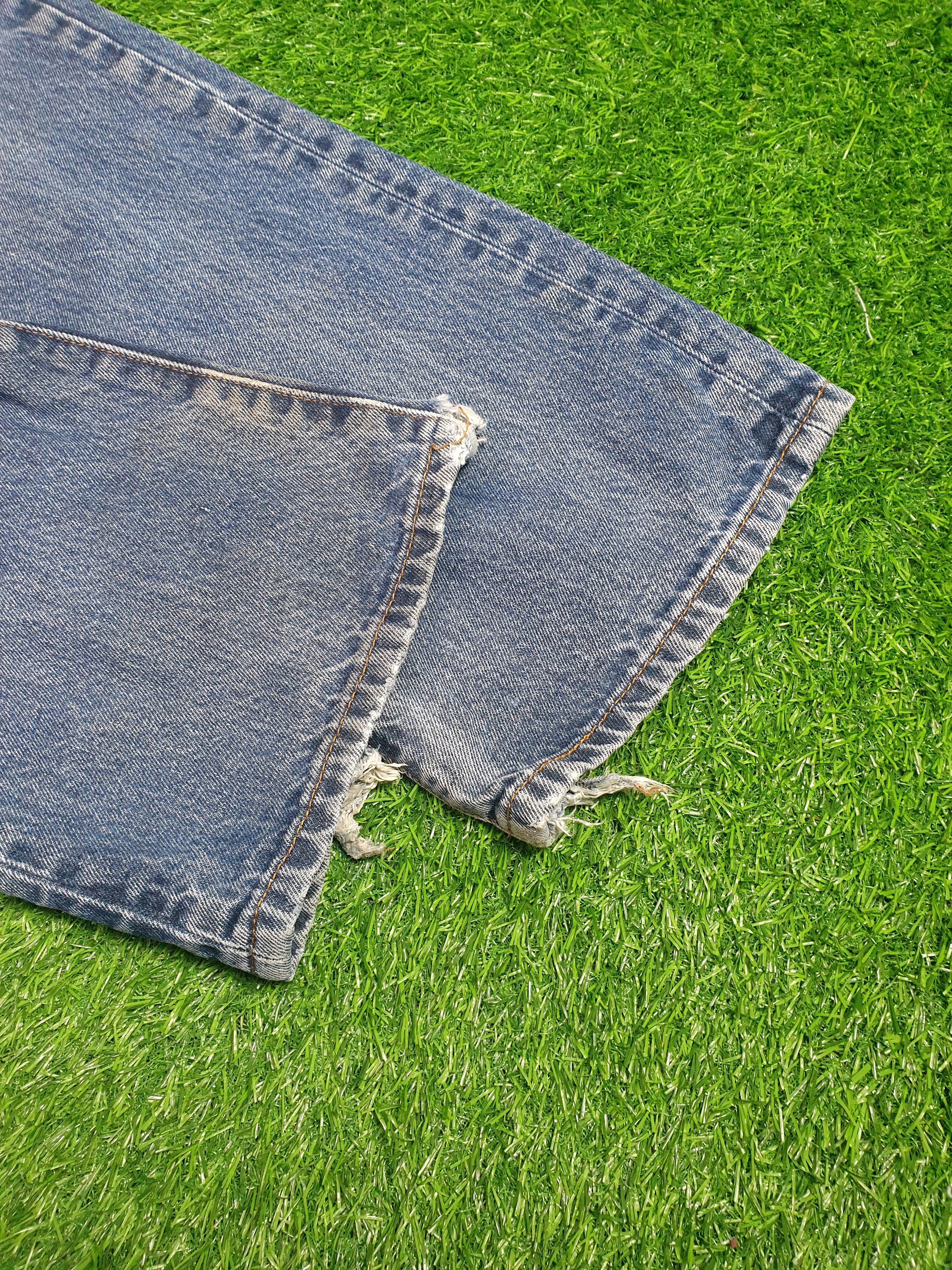 Levi's LEVIS 517 Medium Wash Flare Distressed 35X33 Jeans L0188 Size US 35 - 7 Thumbnail