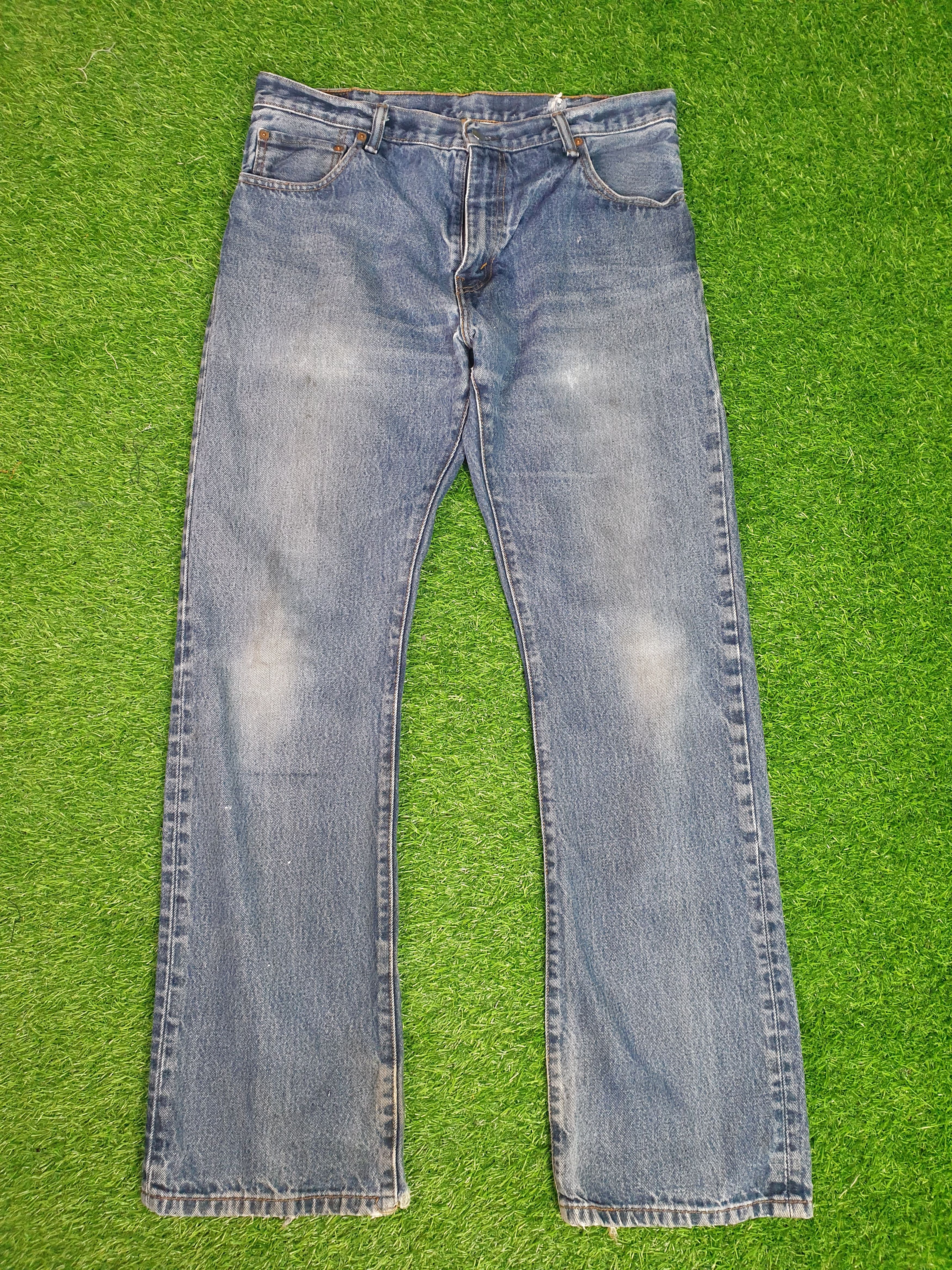 Levi's LEVIS 517 Medium Wash Flare Distressed 35X33 Jeans L0188 Size US 35 - 1 Thumbnail