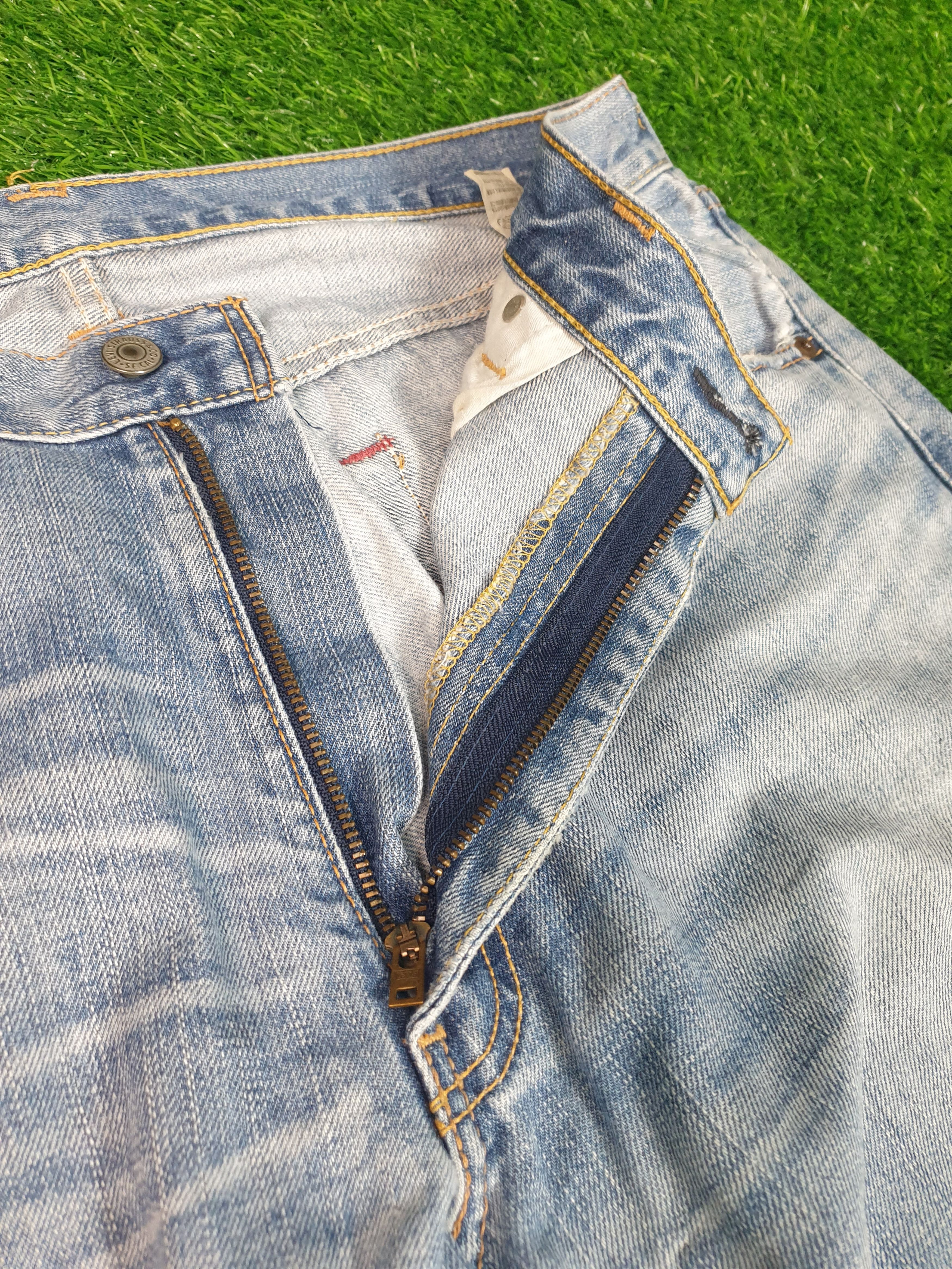 Levi's Vintage LEVIS 703 Faded Distressed Size 34X33 Jeans L0115 Size US 34 / EU 50 - 7 Thumbnail