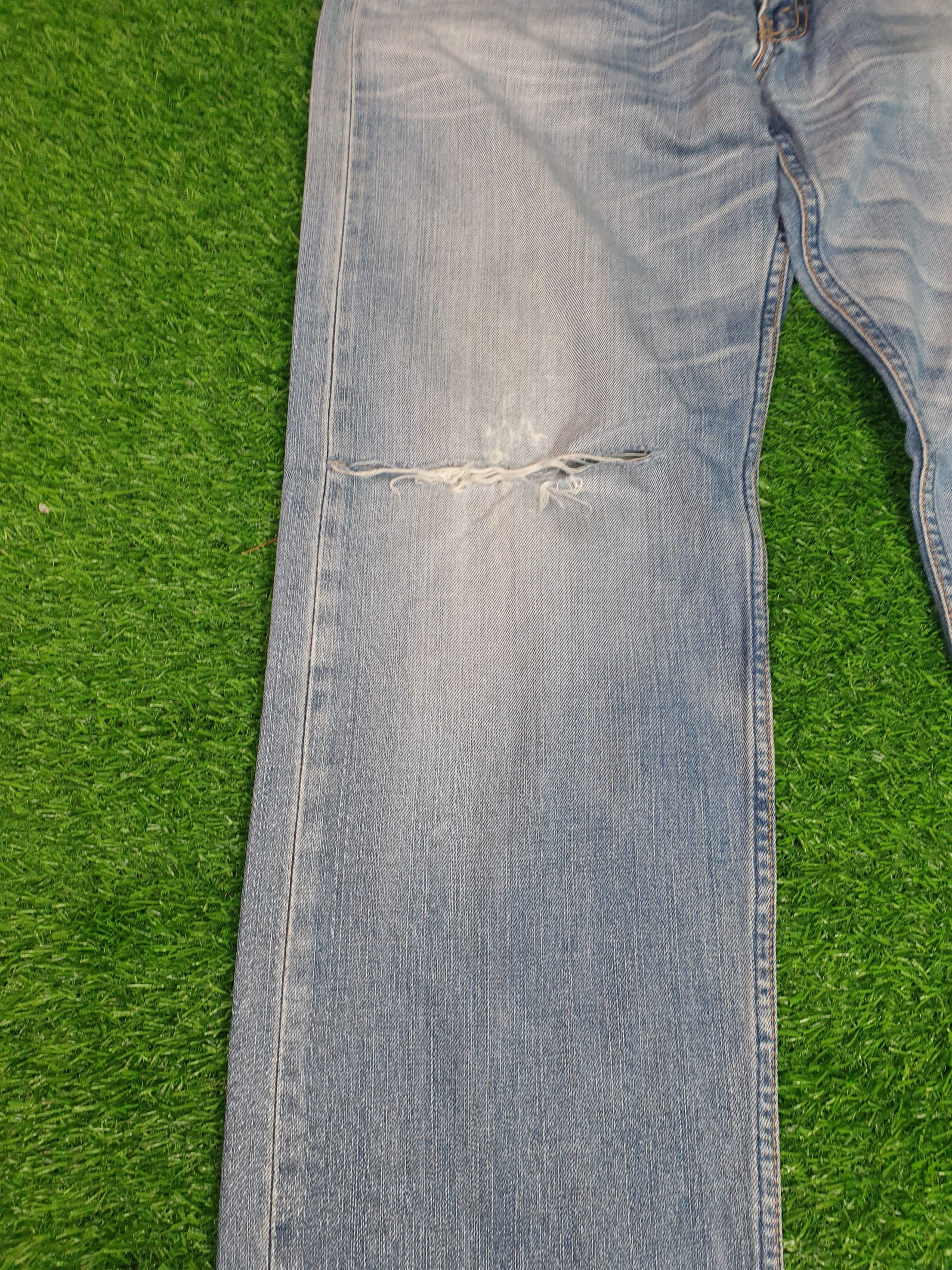 Levi's Vintage LEVIS 703 Faded Distressed Size 34X33 Jeans L0115 Size US 34 / EU 50 - 3 Thumbnail