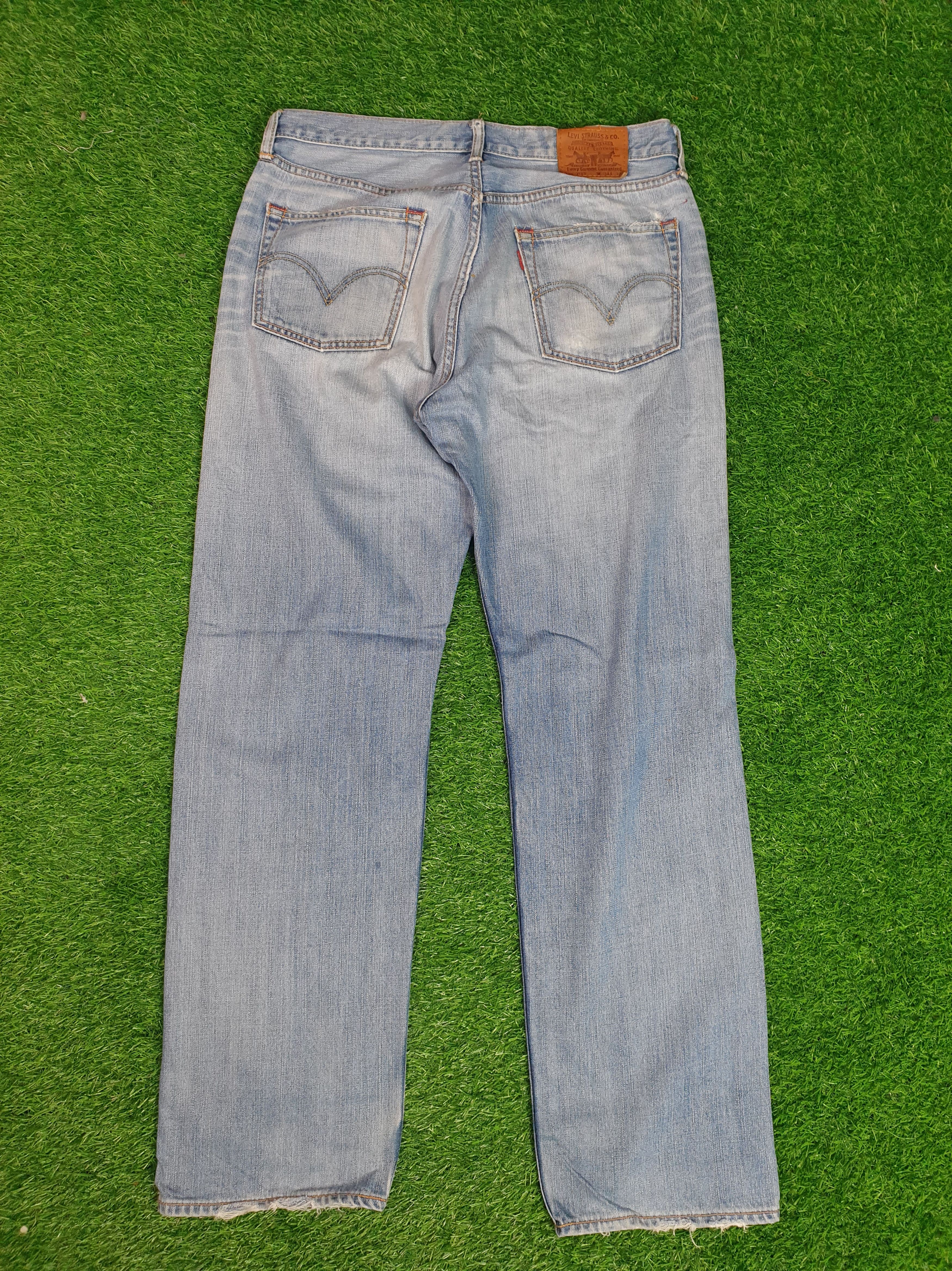 Levi's Vintage LEVIS 703 Faded Distressed Size 34X33 Jeans L0115 Size US 34 / EU 50 - 2 Thumbnail