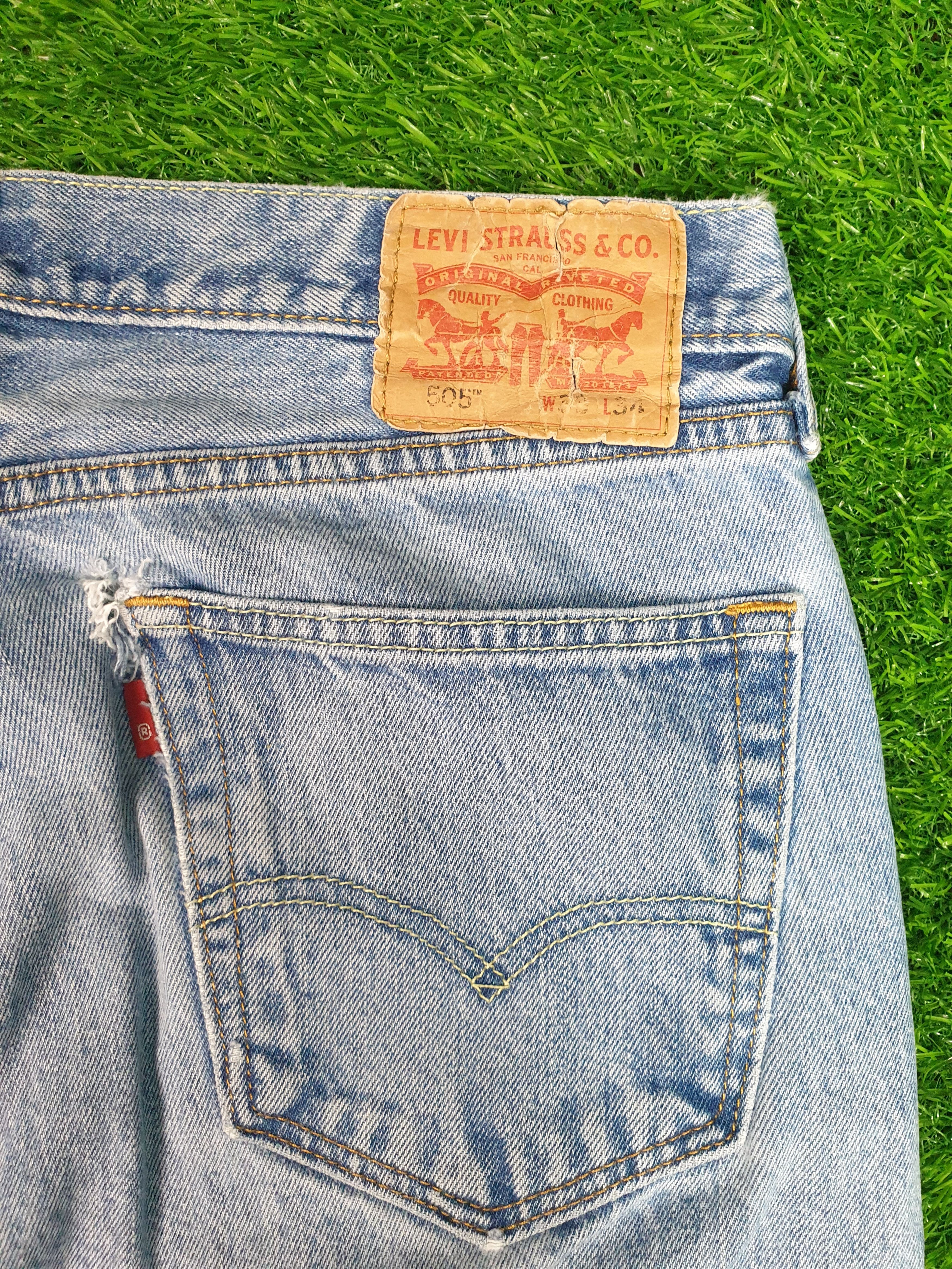 Levi's LEVIS 505 Sun Faded Distressed Size 33X33 Jeans L0129 Size US 33 - 13 Thumbnail