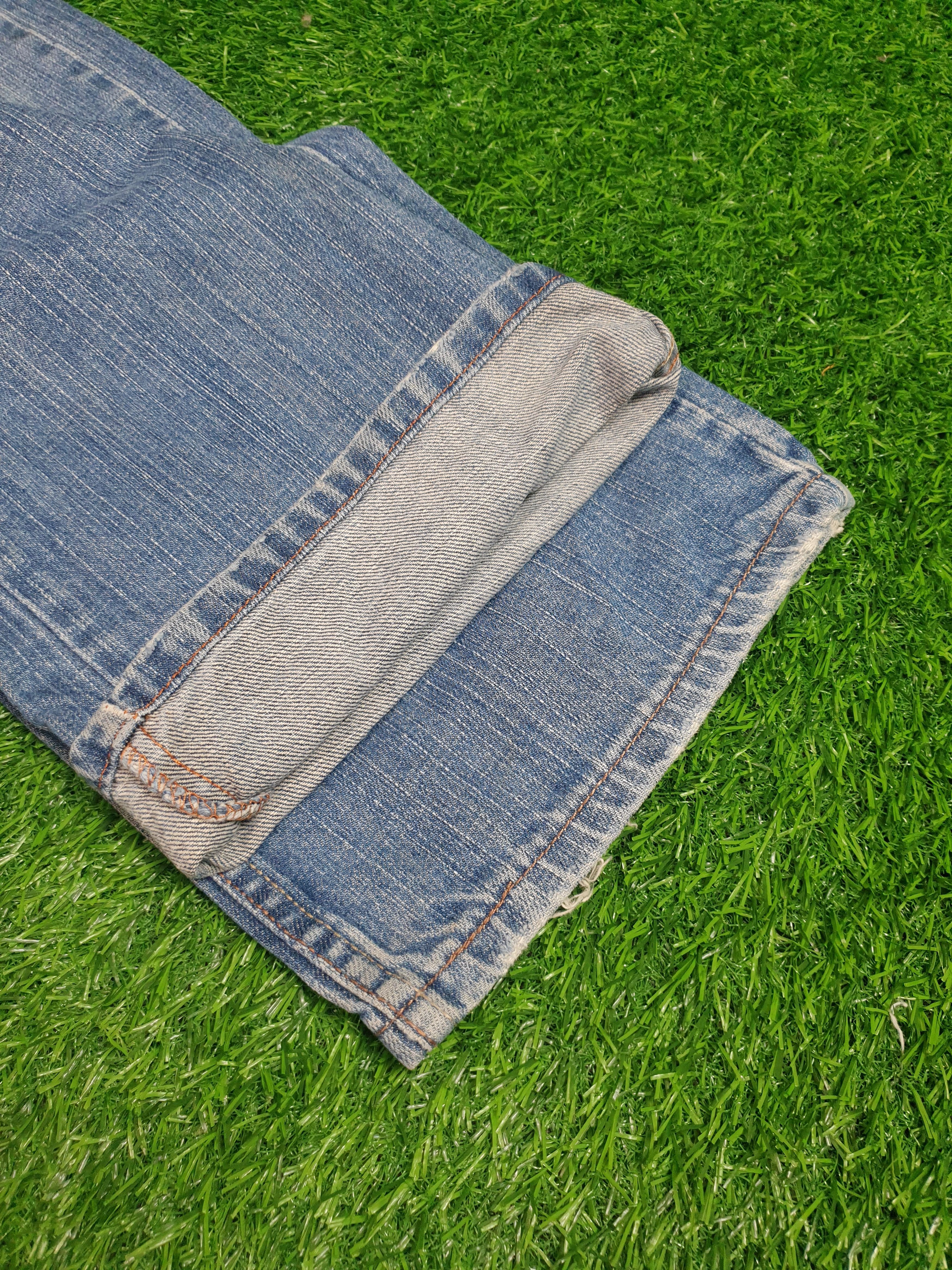 Levi's Vintage LEVIS 514 Faded Distressed Size 34X31 Jeans L0106 Size US 34 / EU 50 - 6 Thumbnail