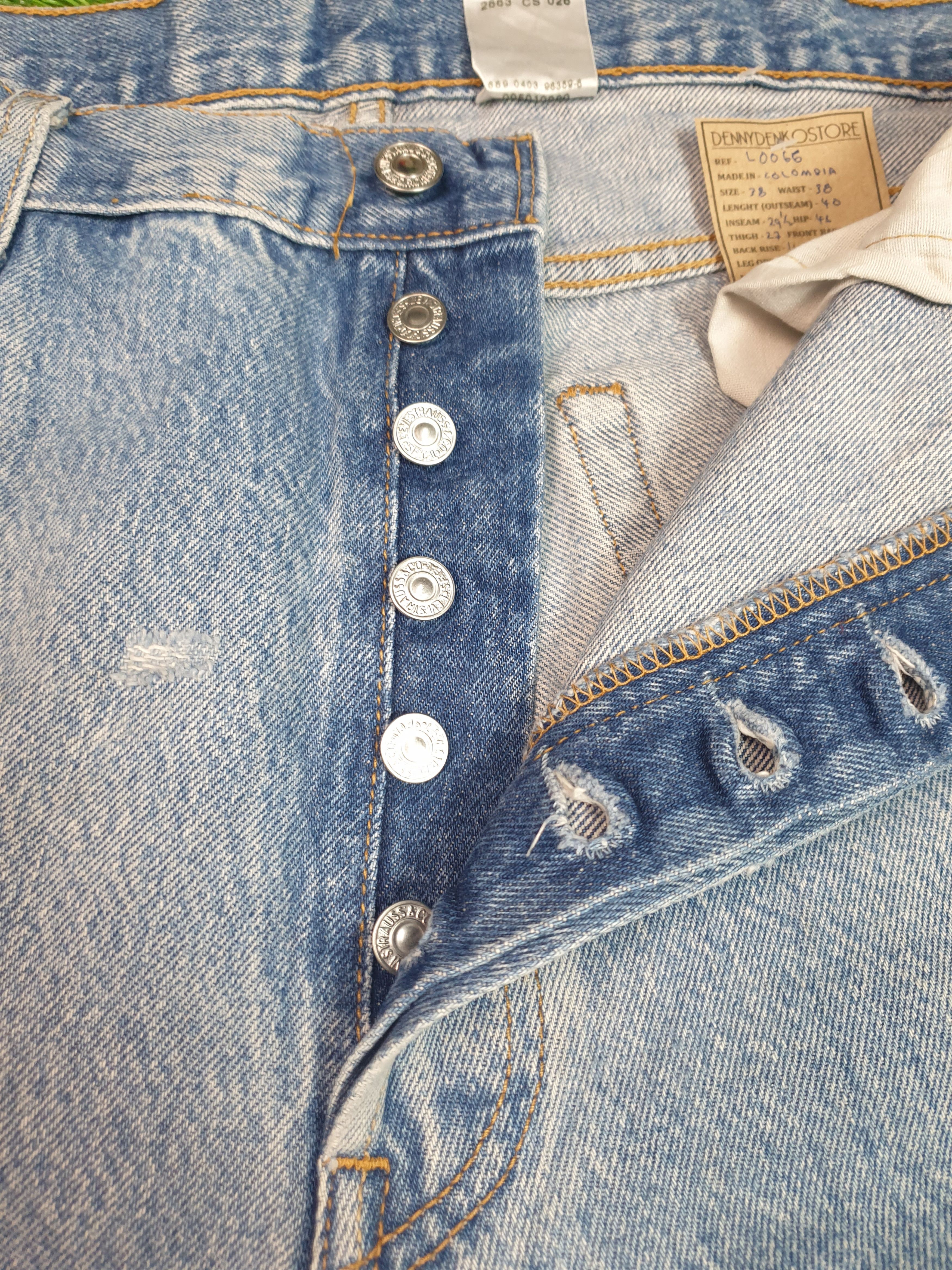 Levi's Vintage LEVIS 501 Light Wash Faded 38X29.5 Jeans L0066 Size US 38 / EU 54 - 6 Thumbnail