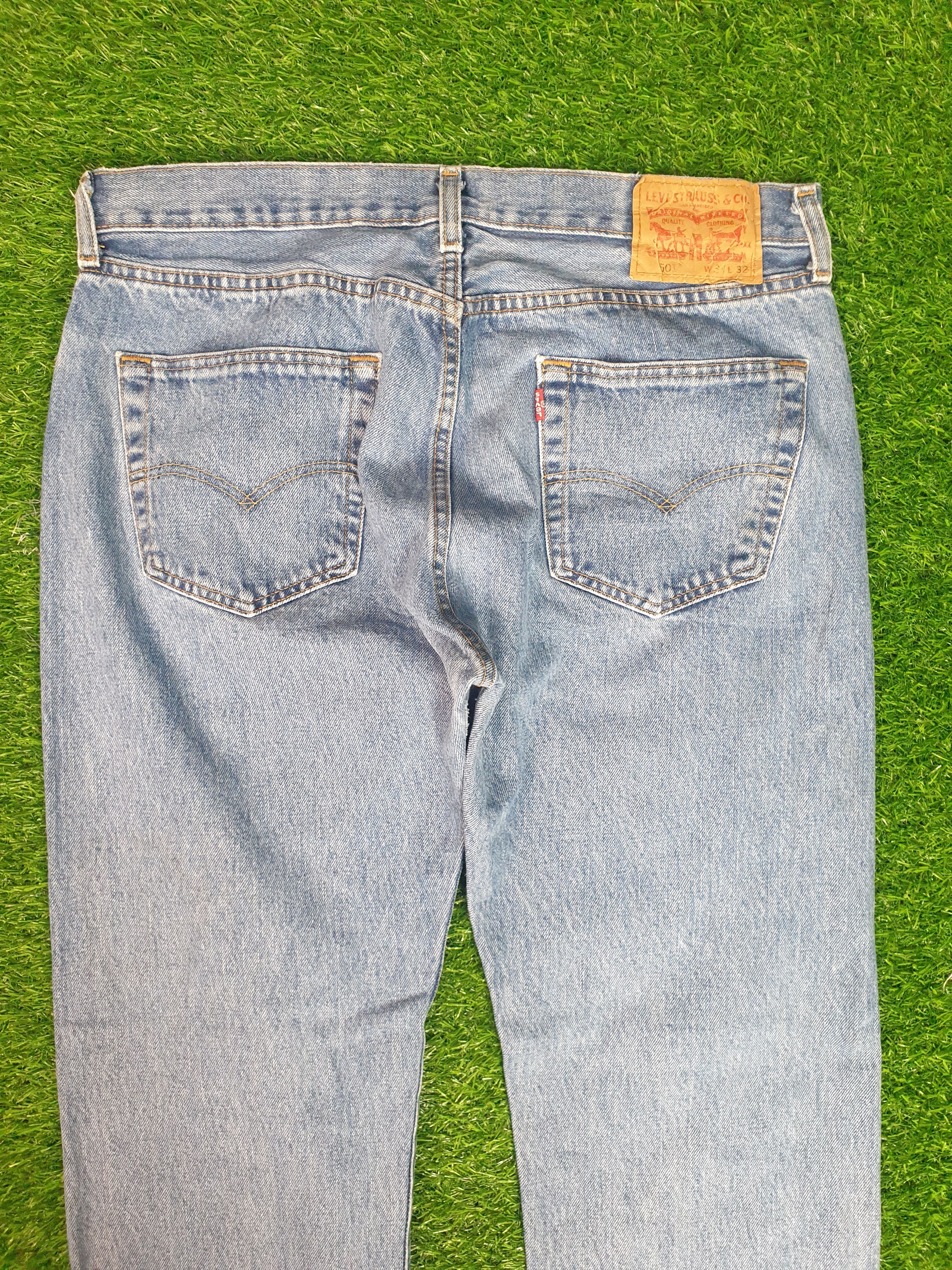 Levi's Vintage Clothing LEVIS 501 Light Wash Distressed Size 34X30.5 Jeans L0168 Size US 34 / EU 50 - 6 Thumbnail