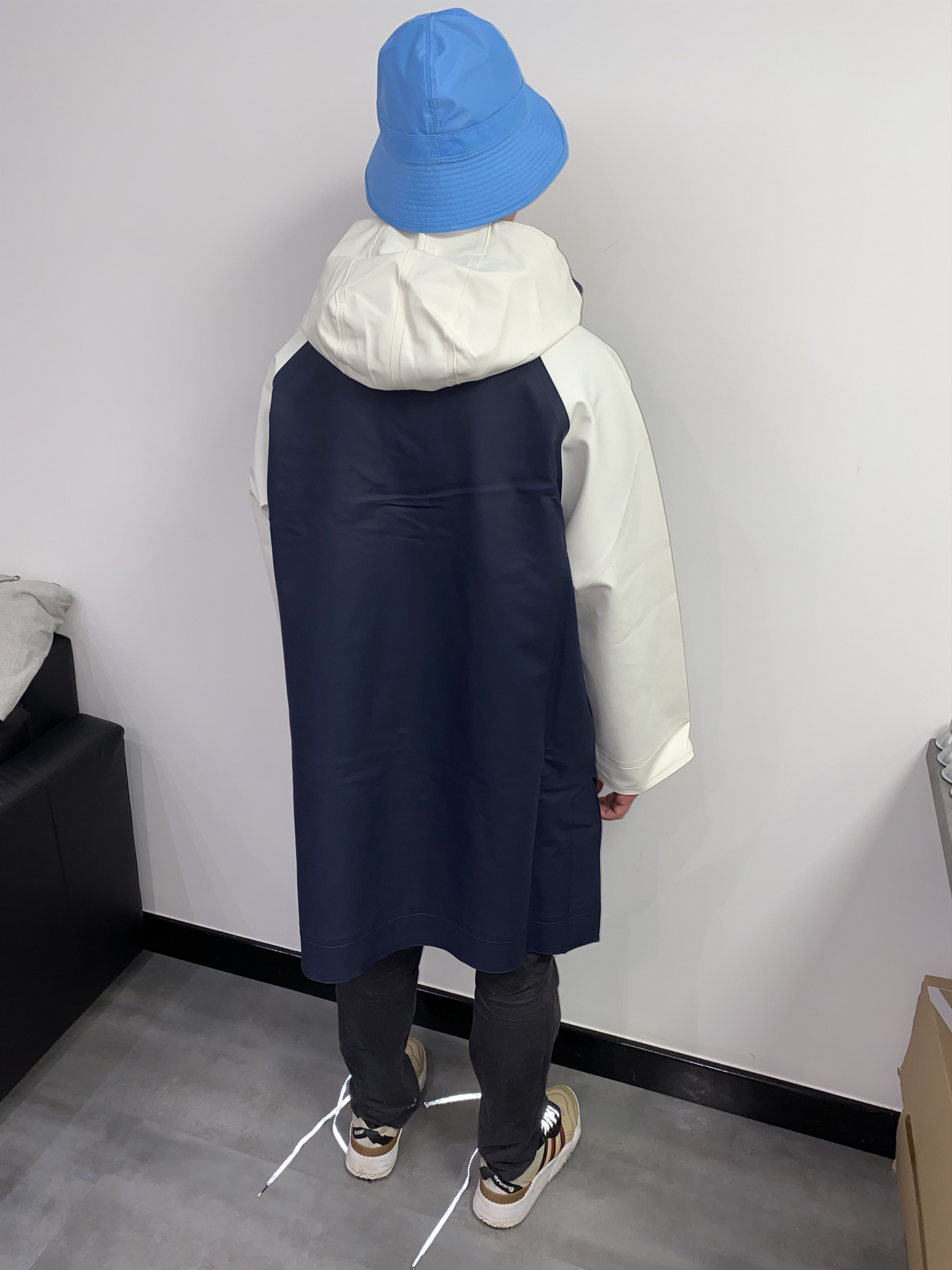 Marni !DS! Stutterheim by Marni Navy/White Raincoat Size US L / EU 52-54 / 3 - 3 Thumbnail
