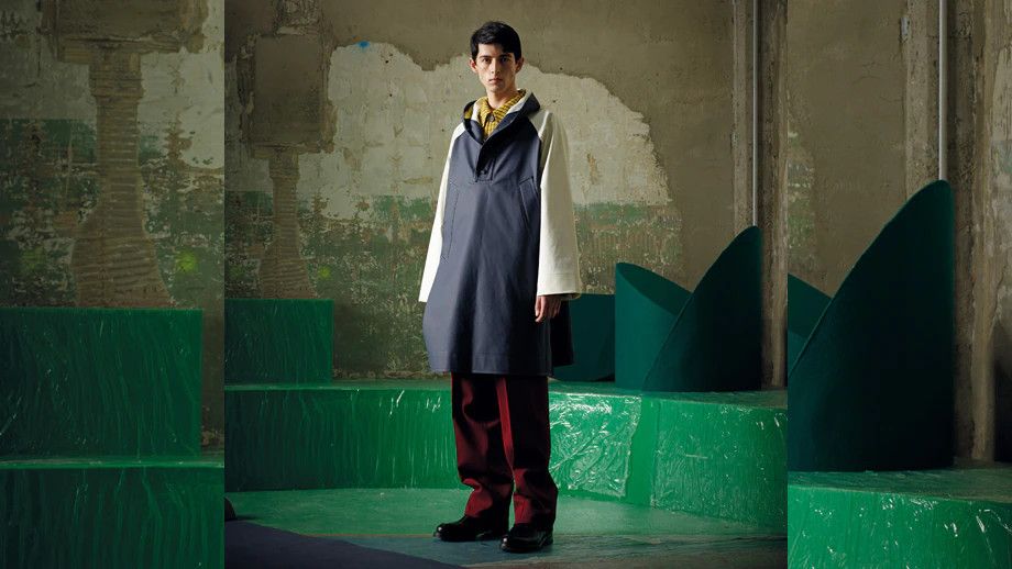 Marni !DS! Stutterheim by Marni Navy/White Raincoat Size US L / EU 52-54 / 3 - 1 Thumbnail