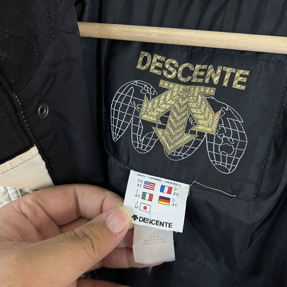 Japanese Brand VINTAGE SKI JACKET PARACHUTE DESIGN DESCENTE JAPAN Size US M / EU 48-50 / 2 - 11 Thumbnail