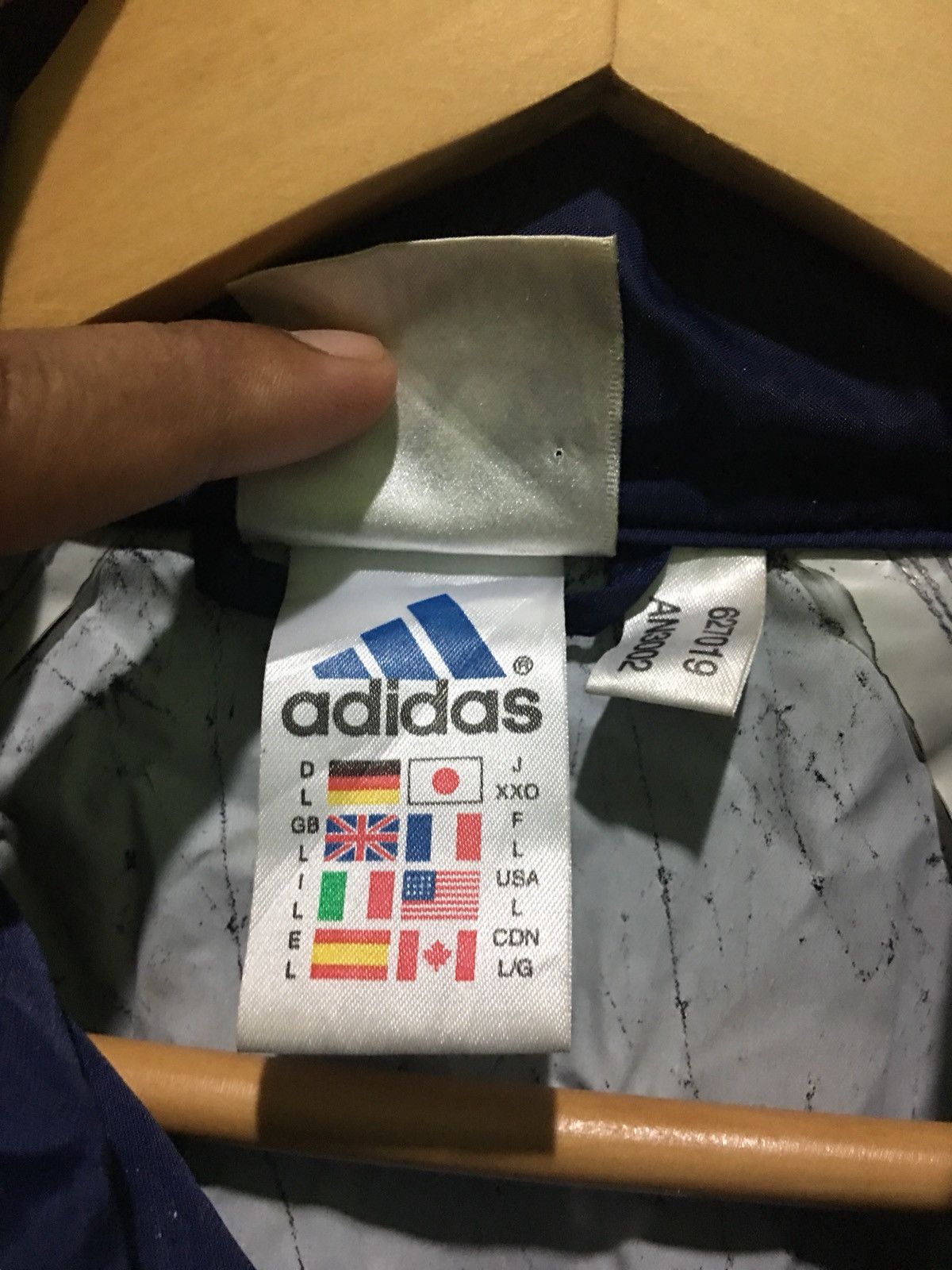 Adidas 90s Vintage Mens ADIDAS BAYERN MUNICH Tracksuit Jacket Size US L / EU 52-54 / 3 - 4 Thumbnail