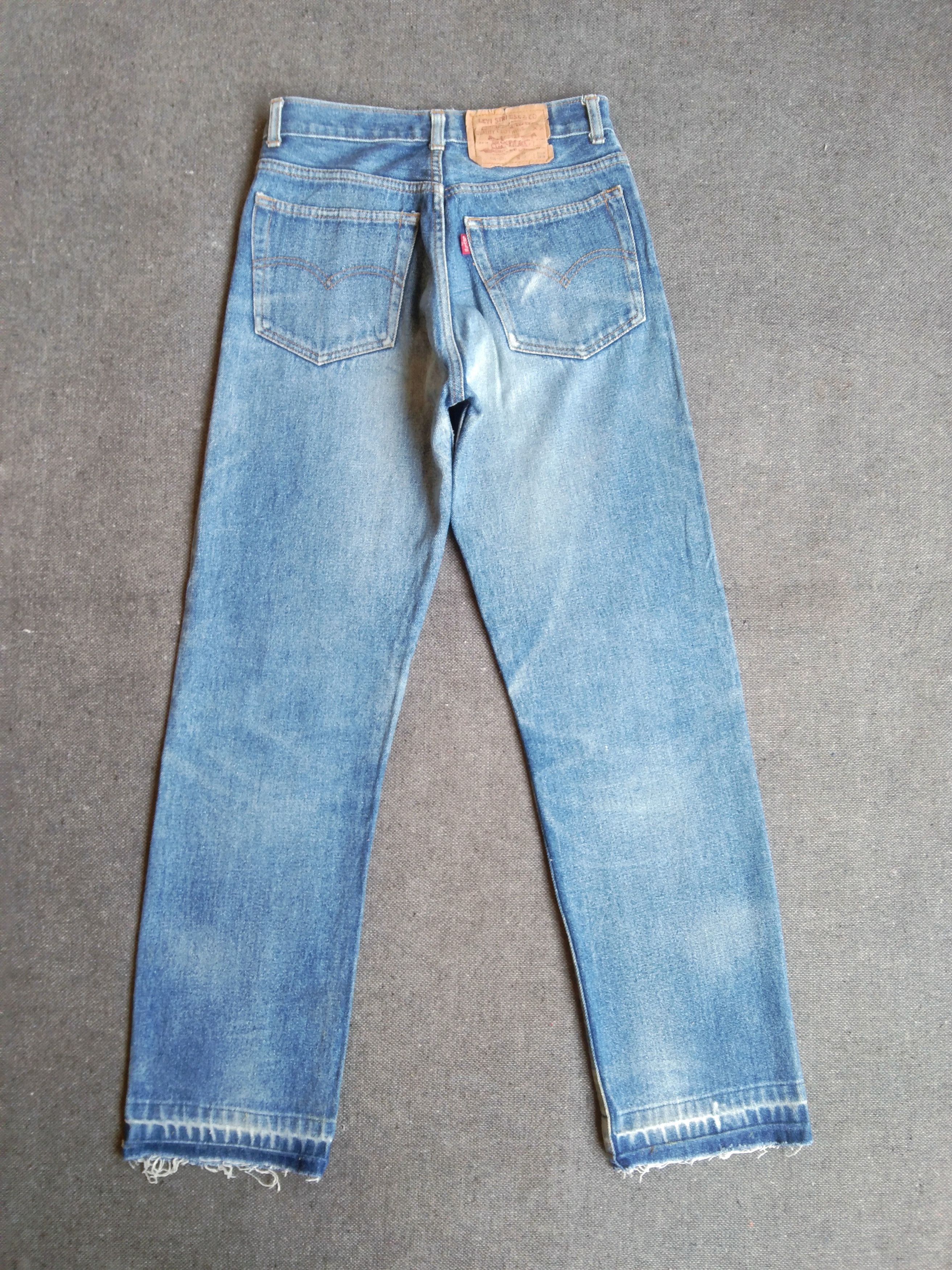 Levi's Vintage Levi's Jeans 505 Distressed Faded Blue Denim 27x28 Size US 27 - 2 Thumbnail