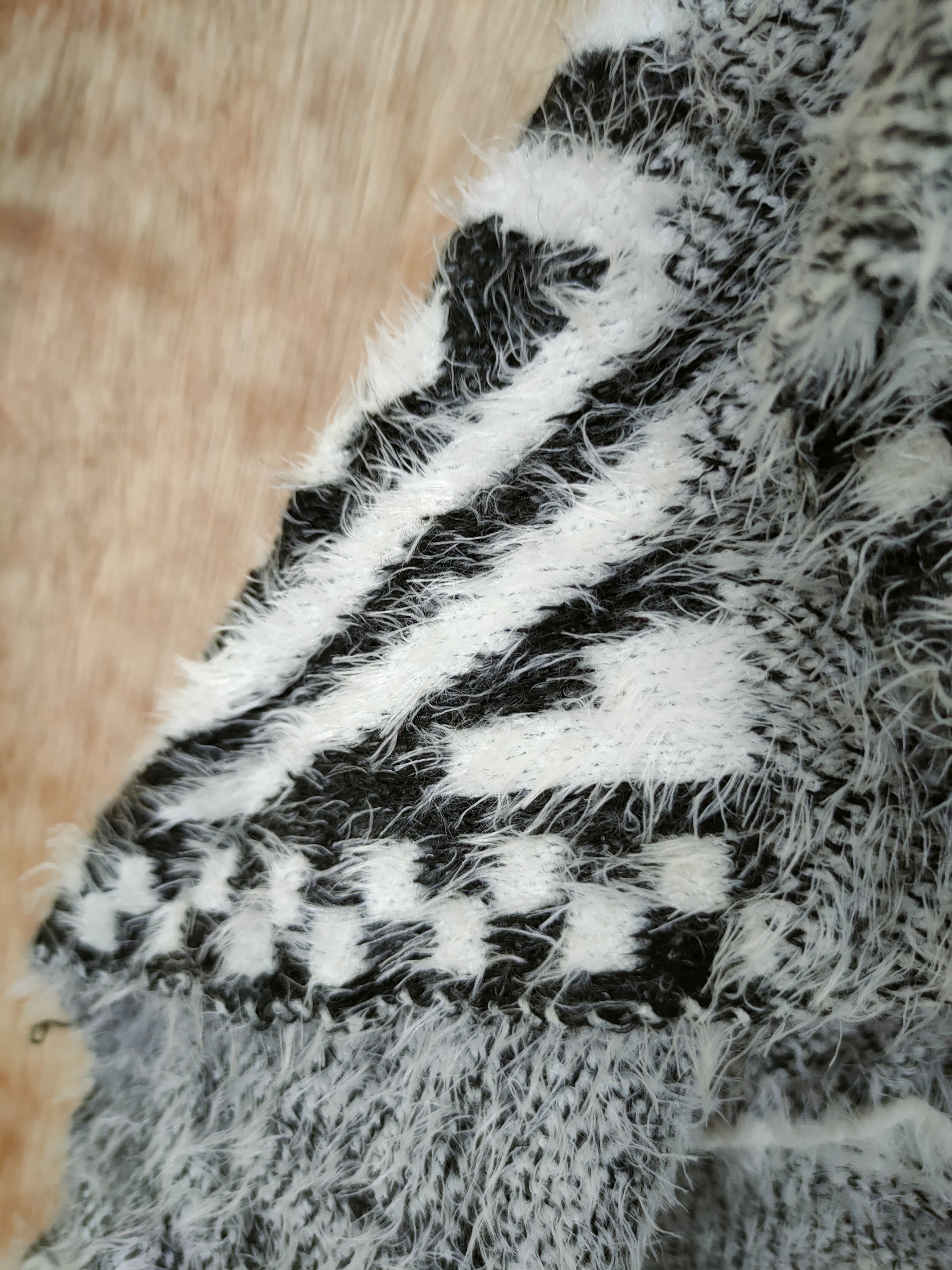 Vintage DL Navajo cardigan vest mohair fur shaggy japan #46-508 Size US S / EU 44-46 / 1 - 11 Thumbnail