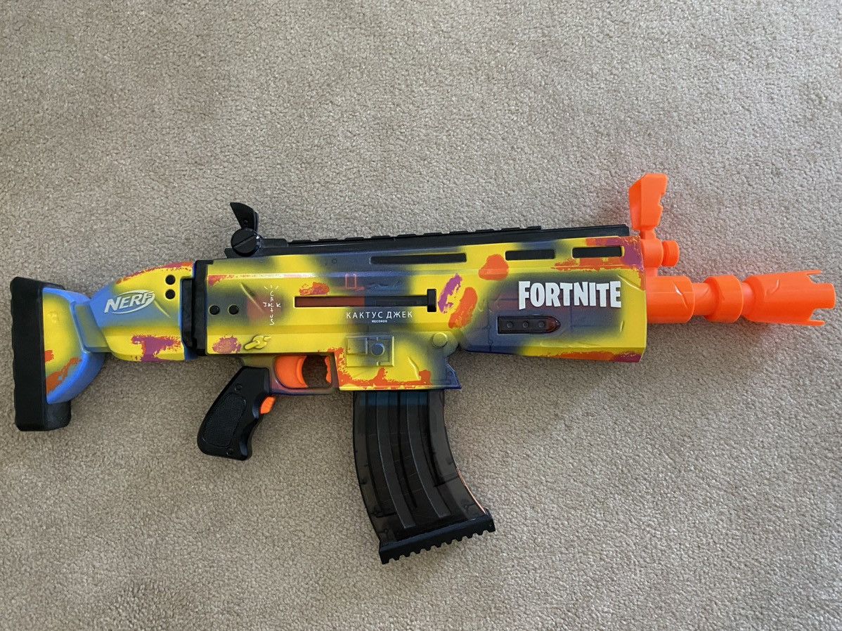 image of Cactus Jack X Fortnite X Nerf Blaster in Yellow, Men's