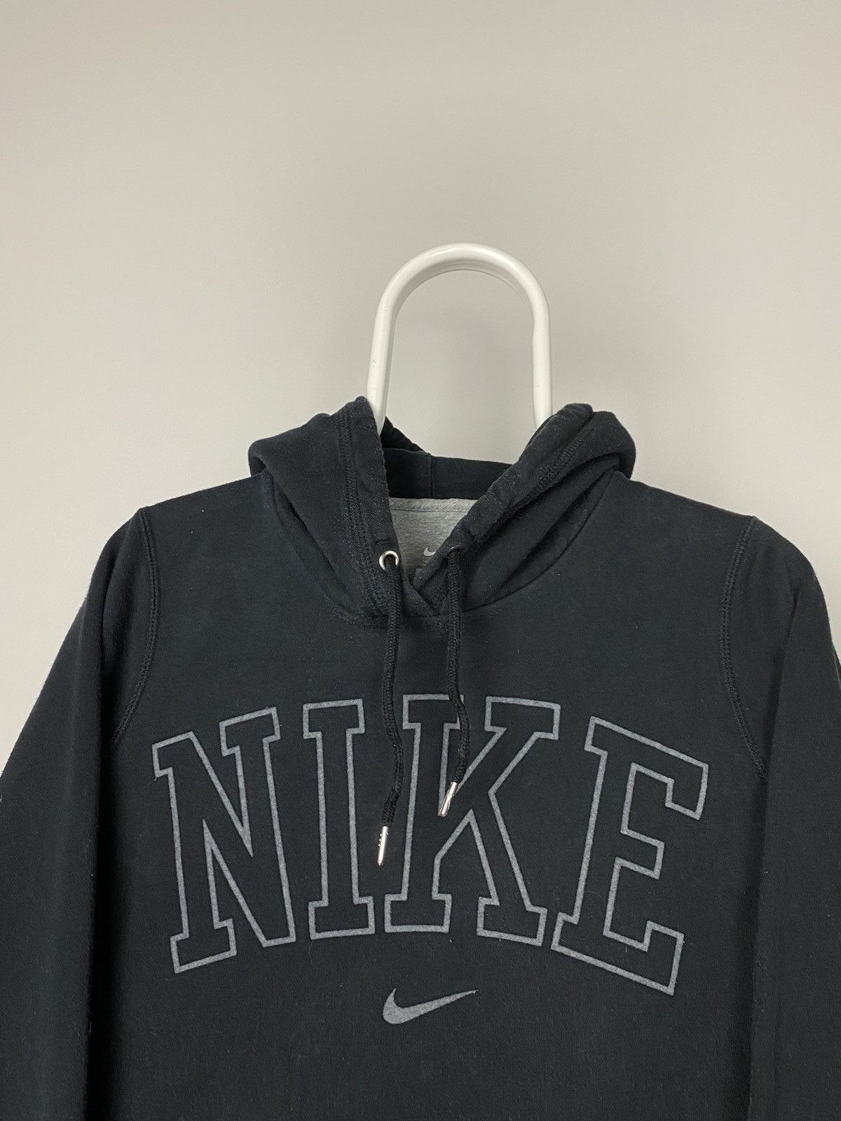 Nike × Vintage Nike spell out center swoosh hoodie black sweatshirt vintage Size US XS / EU 42 / 0 - 4 Thumbnail