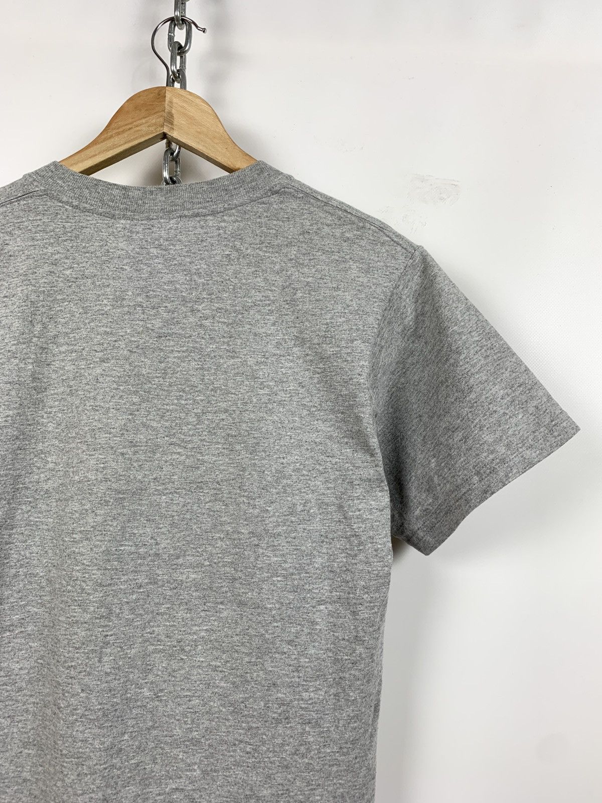 Oakley Vintage Oakley Center Logo Grey T-Shirt Size US S / EU 44-46 / 1 - 8 Thumbnail