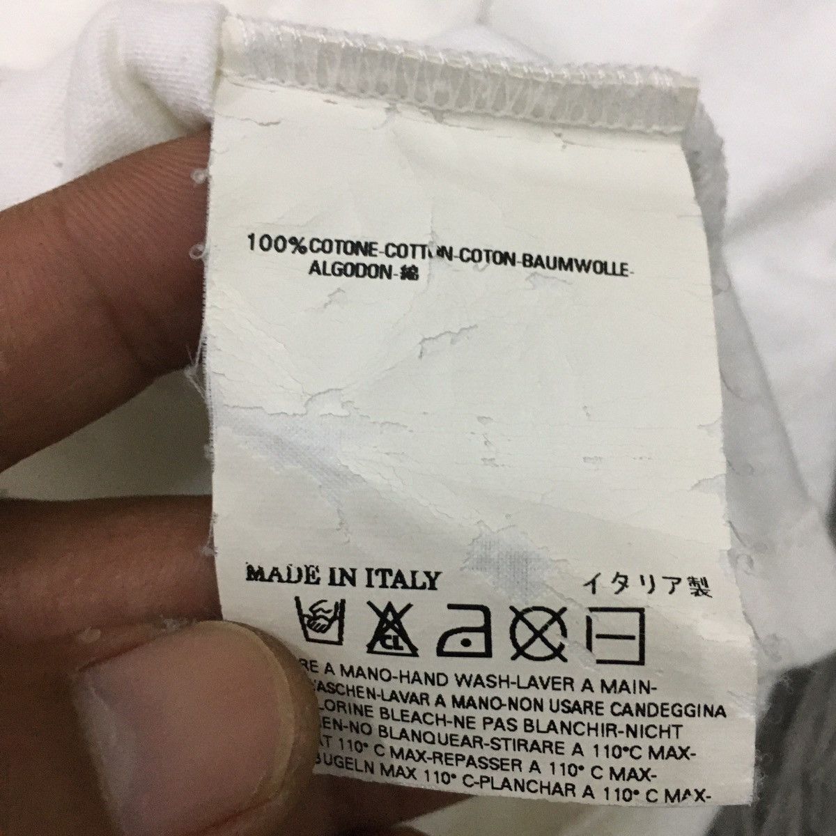 Maison Margiela Maison Martin Margiela v-neck tshirt full logo Size US S / EU 44-46 / 1 - 5 Thumbnail
