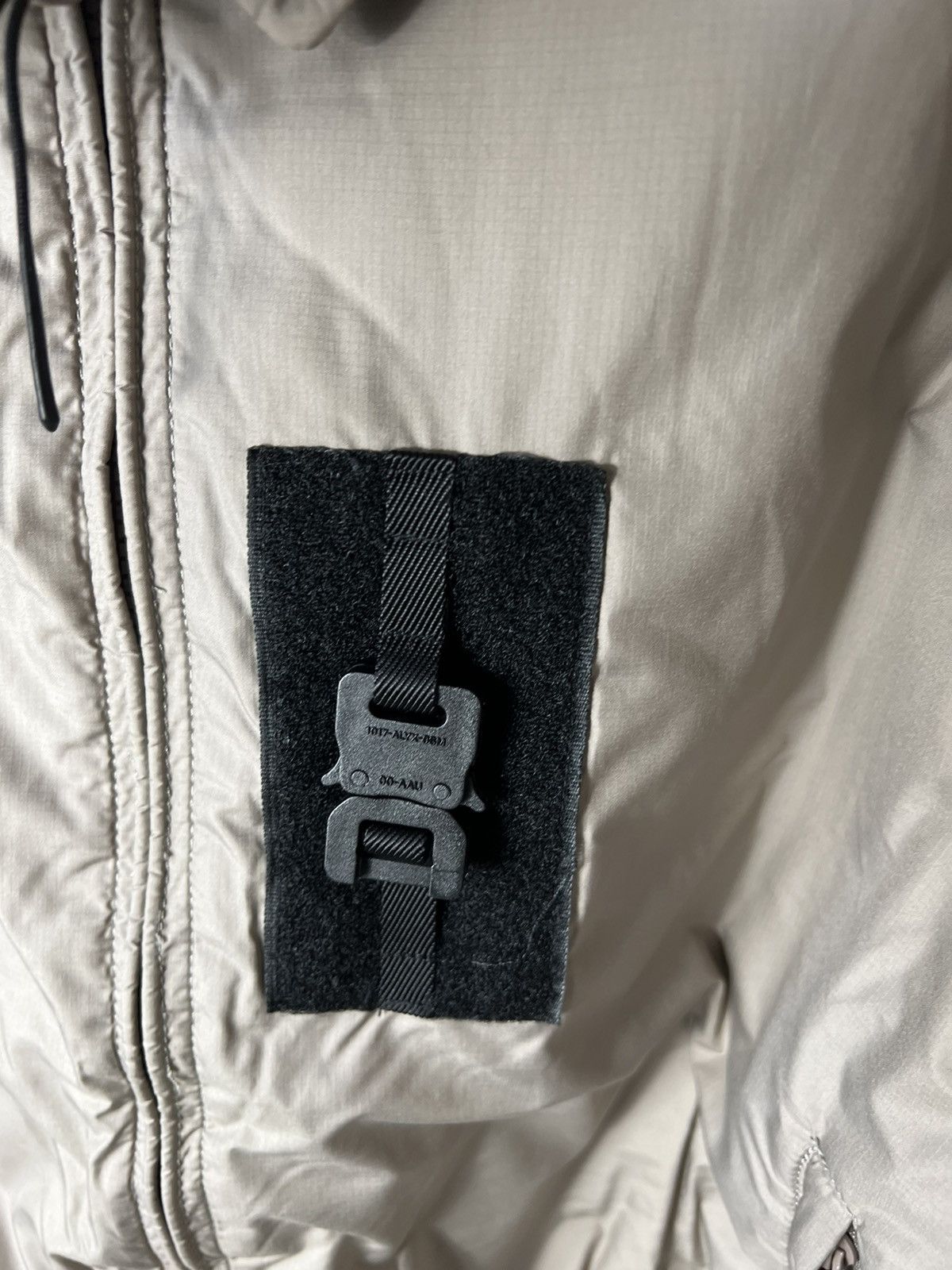 1017 ALYX 9SM × Alyx 1017 ALYX 9SM Taupe Cropped Nylon Bomber Size US XL / EU 56 / 4 - 2 Thumbnail