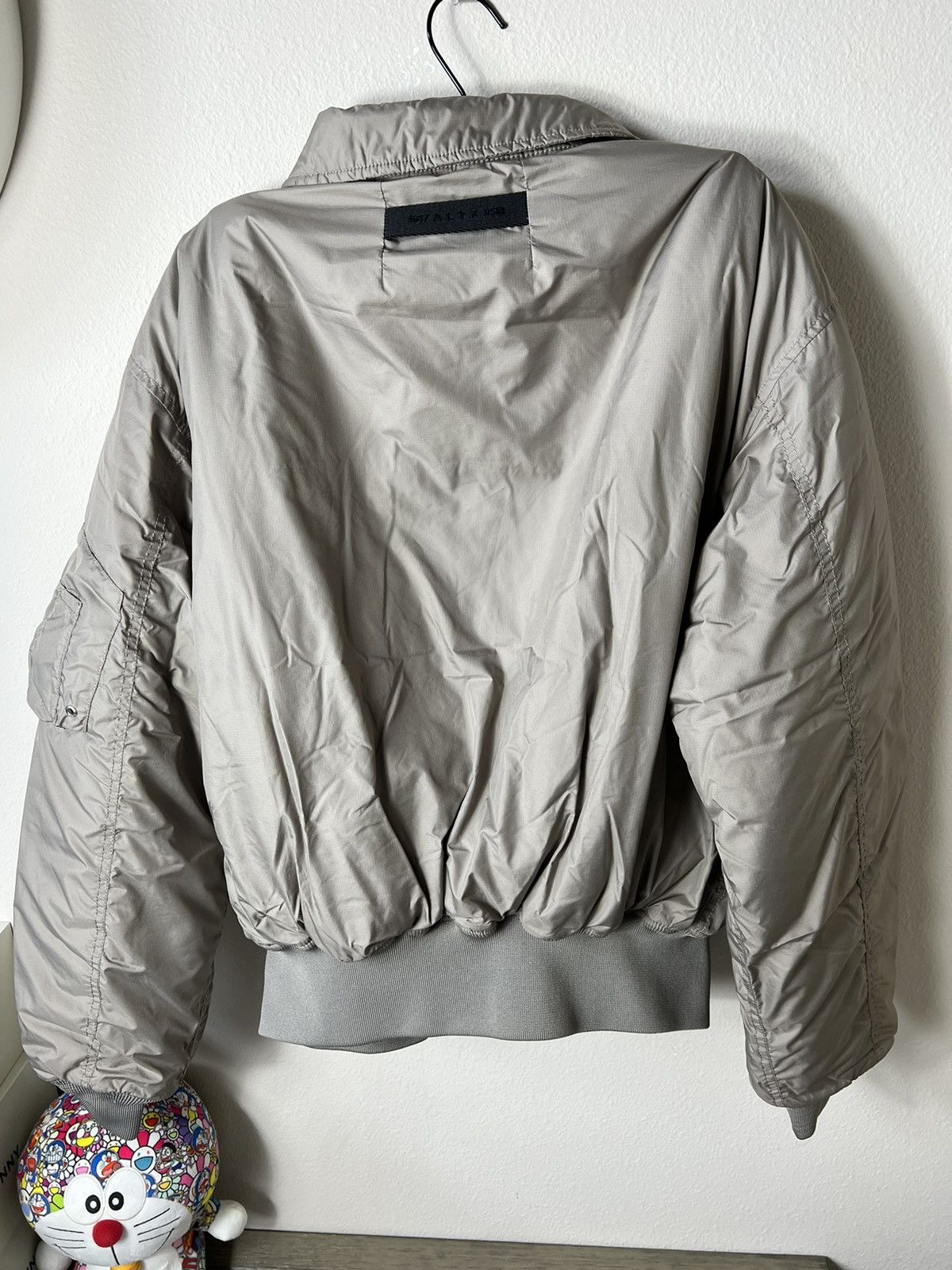 1017 ALYX 9SM × Alyx 1017 ALYX 9SM Taupe Cropped Nylon Bomber Size US XL / EU 56 / 4 - 8 Thumbnail