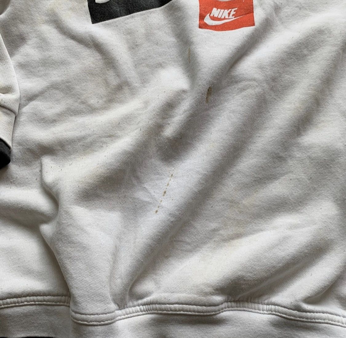 Nike Vintage 1990s Nike Just Do It Graphic Crewneck Men's Medium Size US M / EU 48-50 / 2 - 3 Thumbnail