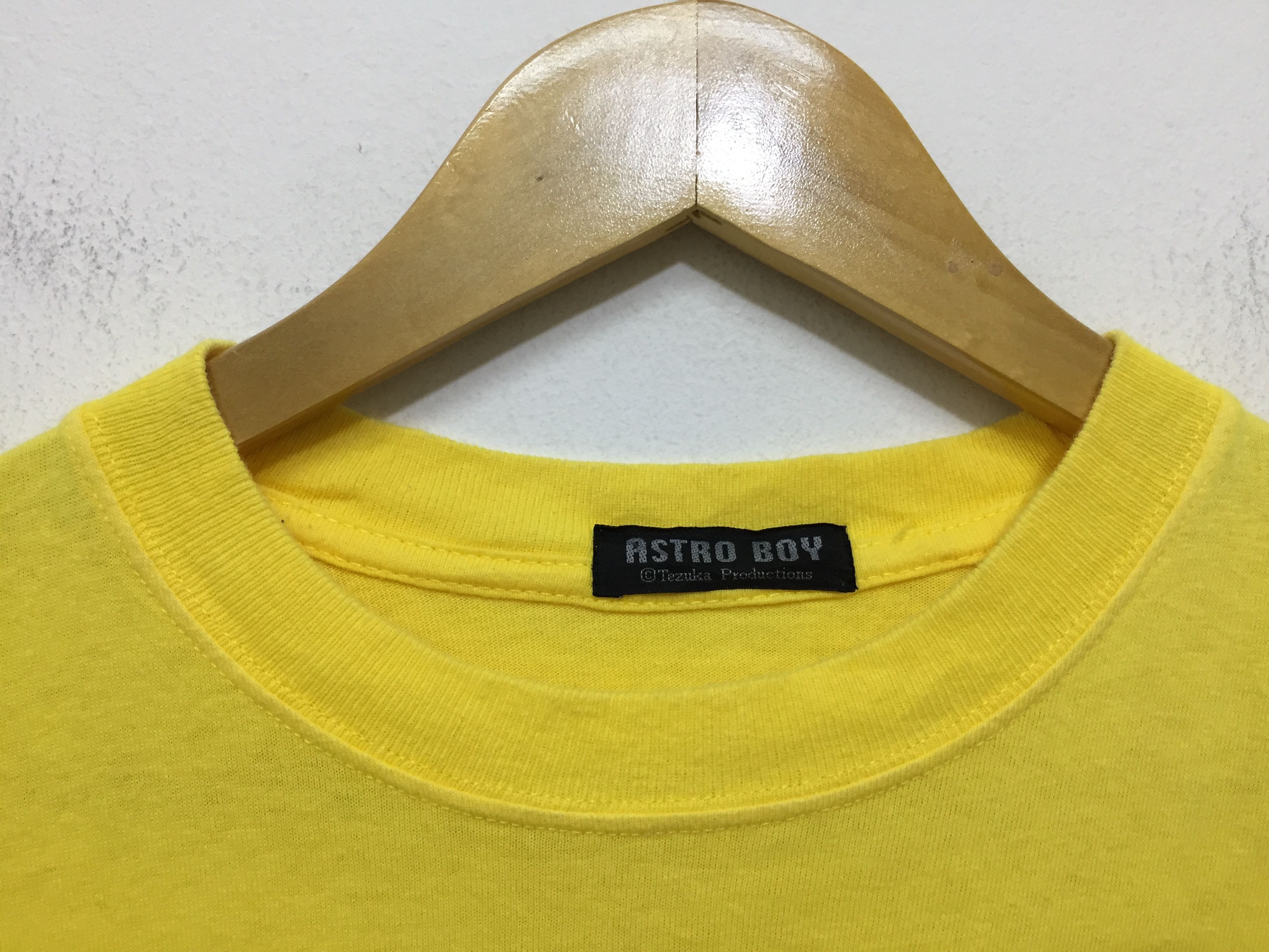 Anime × Cartoon Network × Vintage Vintage ASTRO BOY By tezuka productions yellow tee Size US M / EU 48-50 / 2 - 6 Thumbnail