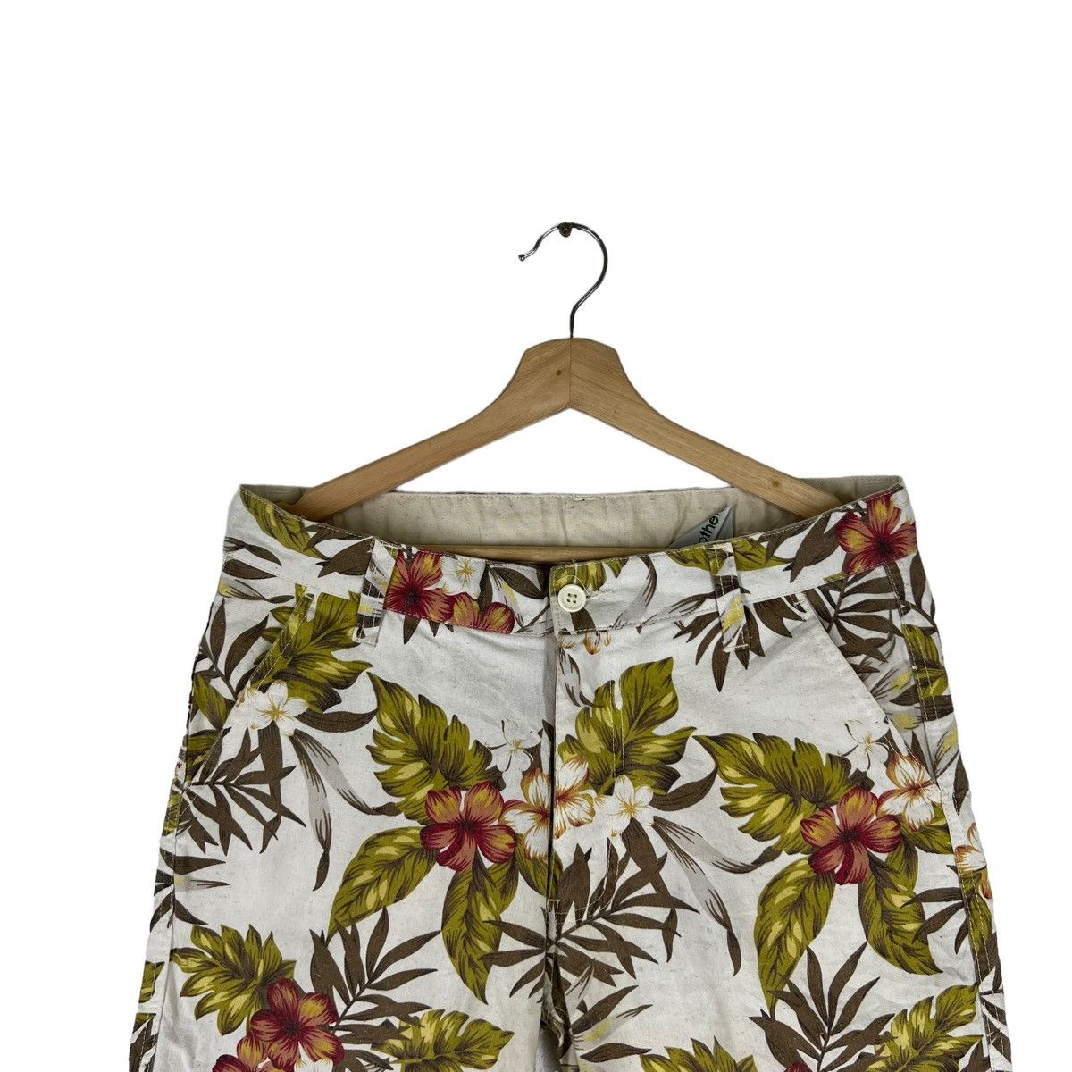 Japanese Brand VINTAGE CLOTHELE SHORT PANTS RILEX WEAR FULL PRINT FLOWER Size US 34 / EU 50 - 2 Thumbnail
