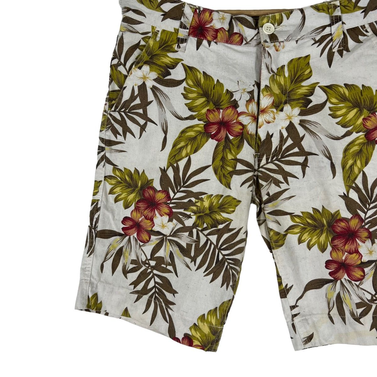 Japanese Brand VINTAGE CLOTHELE SHORT PANTS RILEX WEAR FULL PRINT FLOWER Size US 34 / EU 50 - 4 Thumbnail