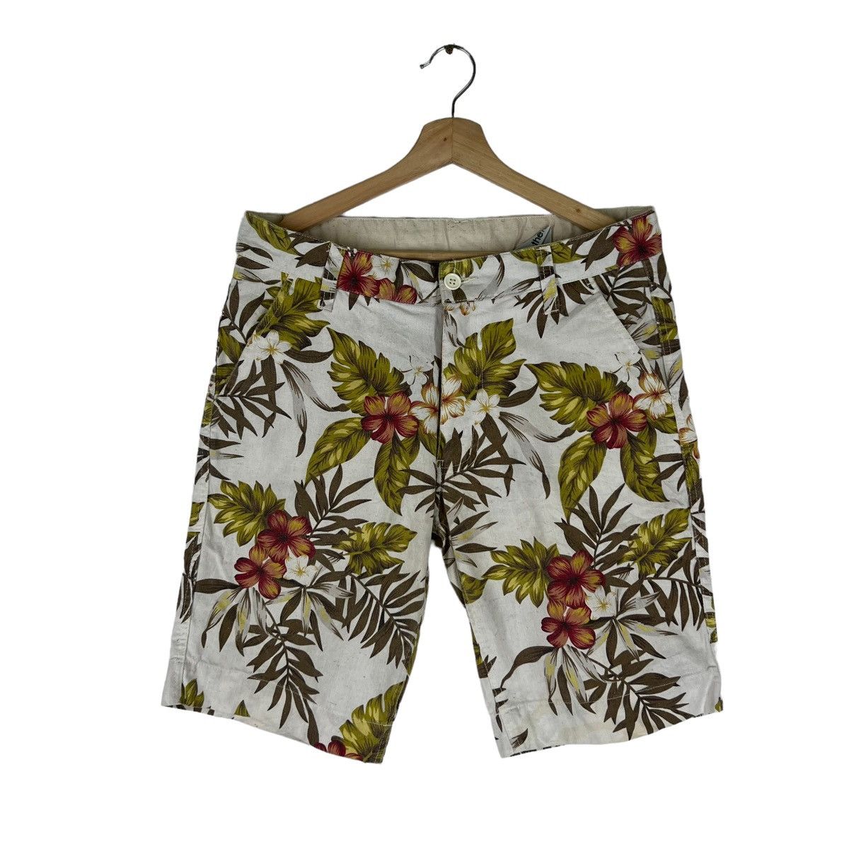 Japanese Brand VINTAGE CLOTHELE SHORT PANTS RILEX WEAR FULL PRINT FLOWER Size US 34 / EU 50 - 1 Thumbnail