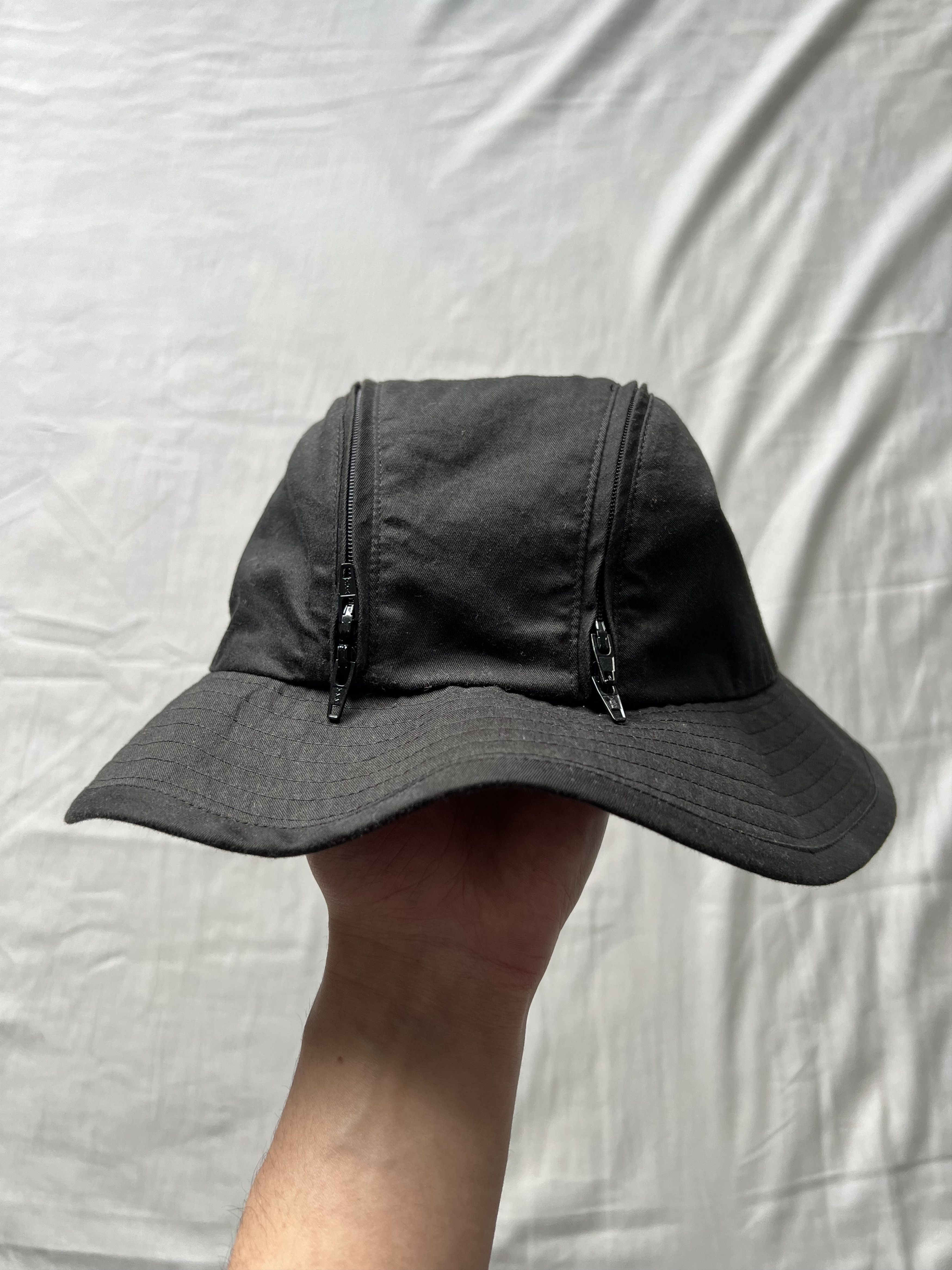 帽子 Yohji Yamamoto POUR HOMME GABARDINE HAT YOHJI YAMAMOTO Black Gabardine High Crown Hat Yohji Yamamoto