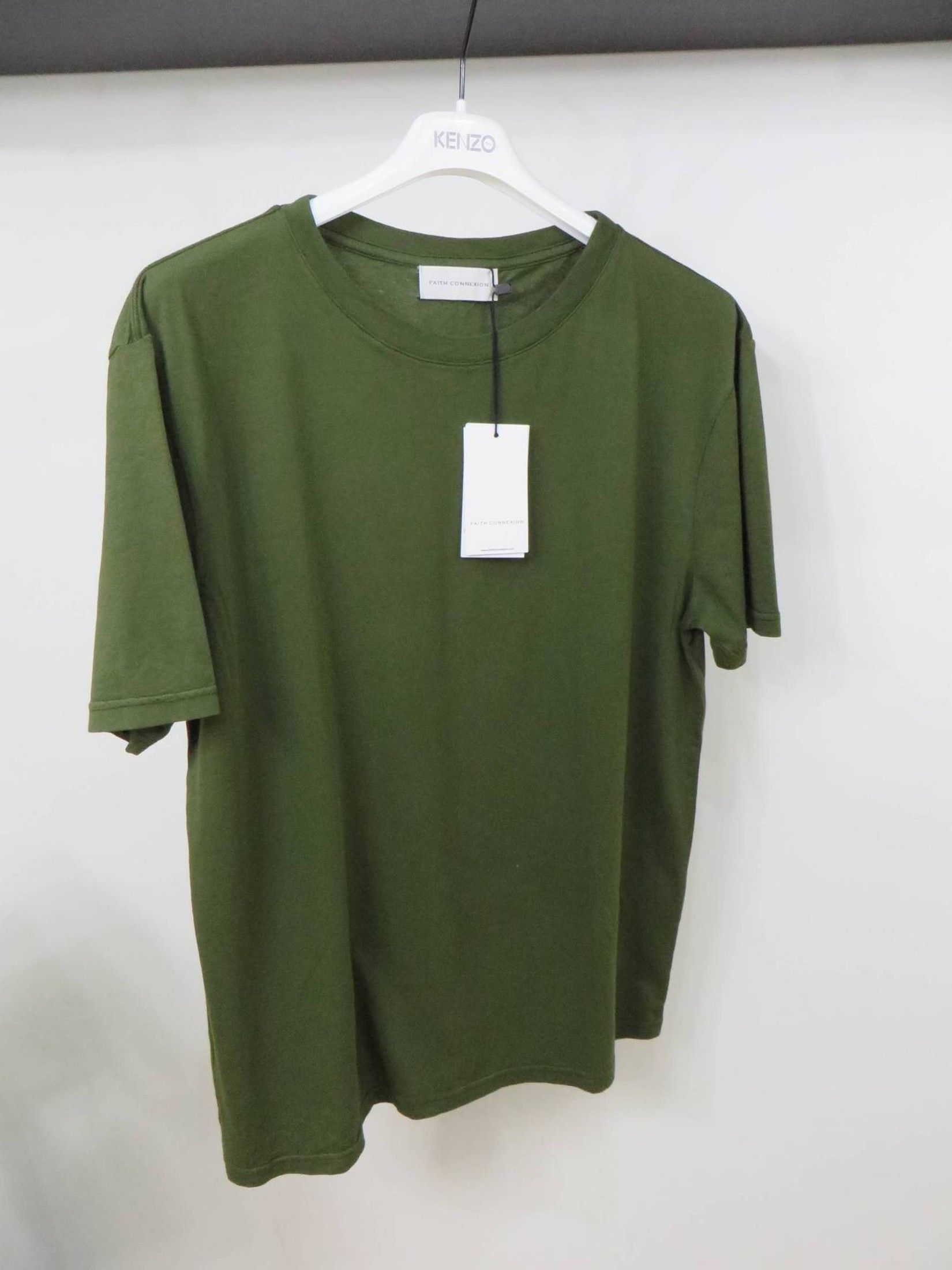 Faith Connexion Classic t-shirt Size US L / EU 52-54 / 3 - 6 Thumbnail