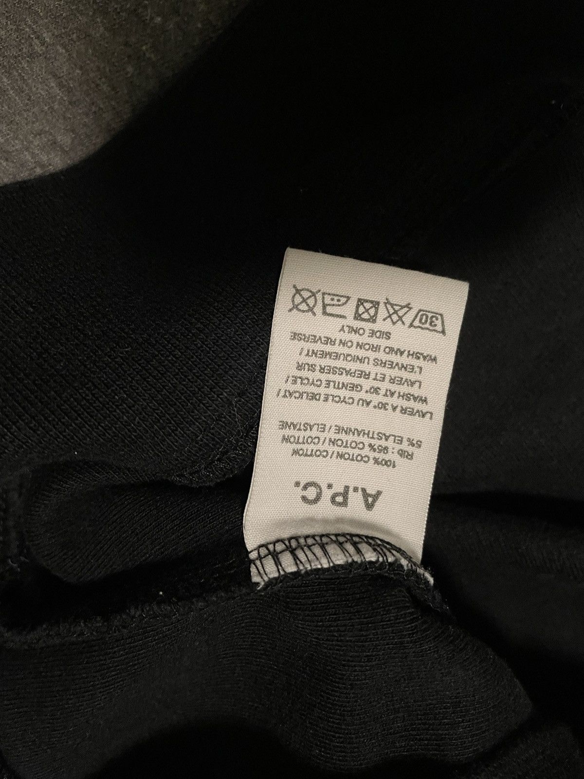 A.P.C. APC hoodie fits like Medium Size US L / EU 52-54 / 3 - 4 Thumbnail
