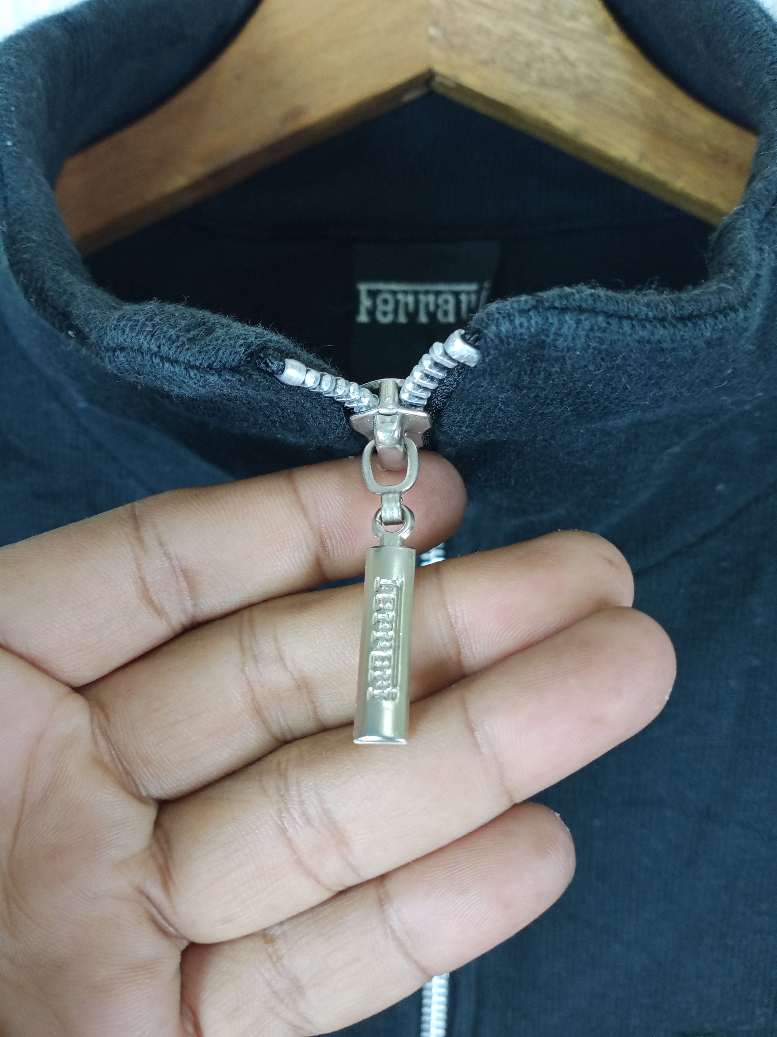 Ferrari Vintage Ferrari Small Logo Zipper Up Size US S / EU 44-46 / 1 - 4 Thumbnail