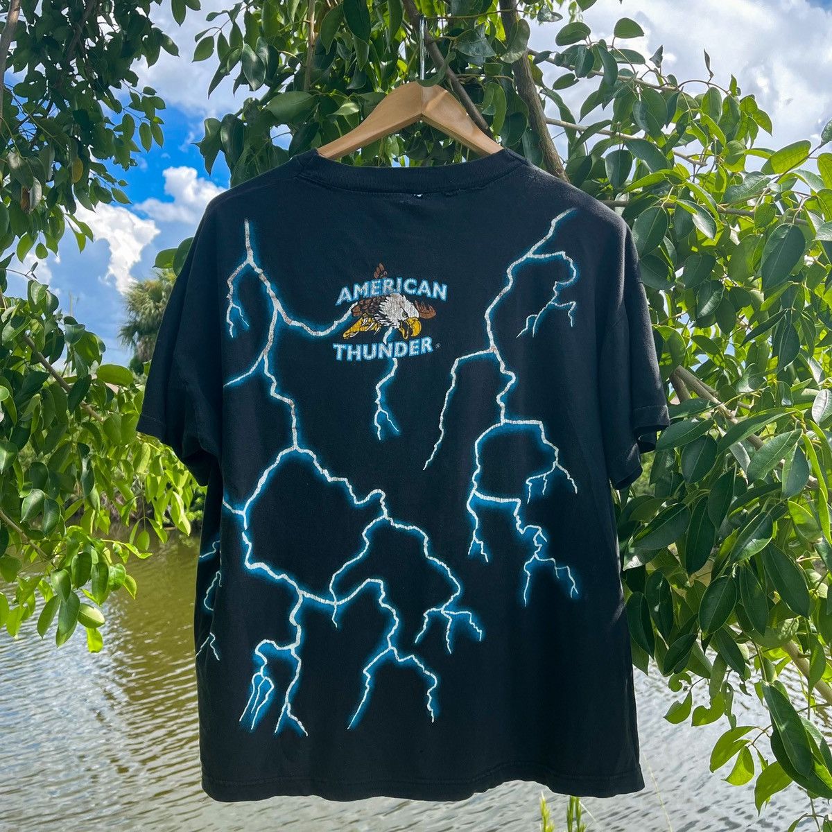 Vintage Vintage 90s American Thunder Travis Scott Wolf Lightning Size US L / EU 52-54 / 3 - 2 Thumbnail
